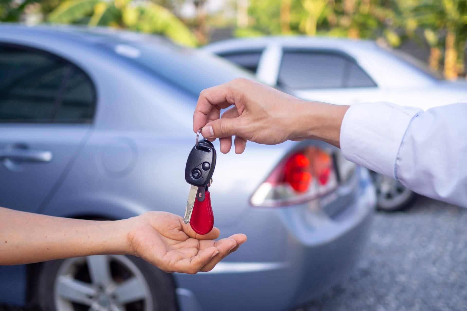 Renting Car Fácil habla sobre las ventajas del renting de vehículos seminuevos