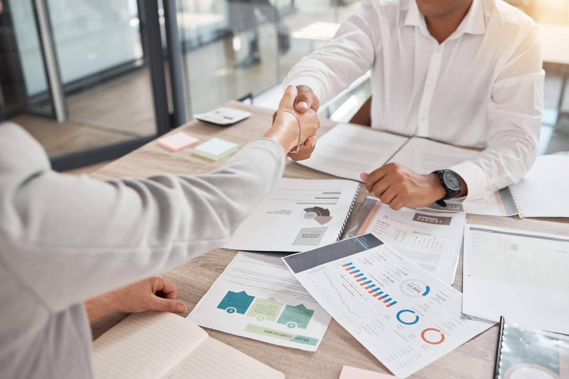 Partner estratégico en marketing B2B ideal para empresas del sector industrial, con BCM Marketing