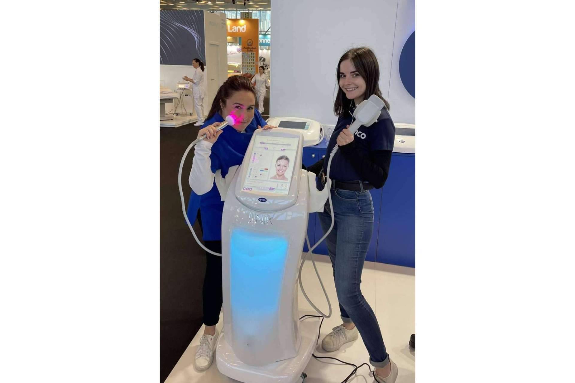 En Cosmobeauty se ha presentado la nueva maquinaria de Enco