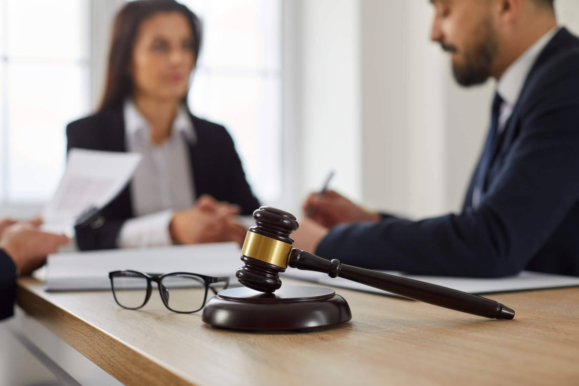 Curso perito judicial de la mano de Surge