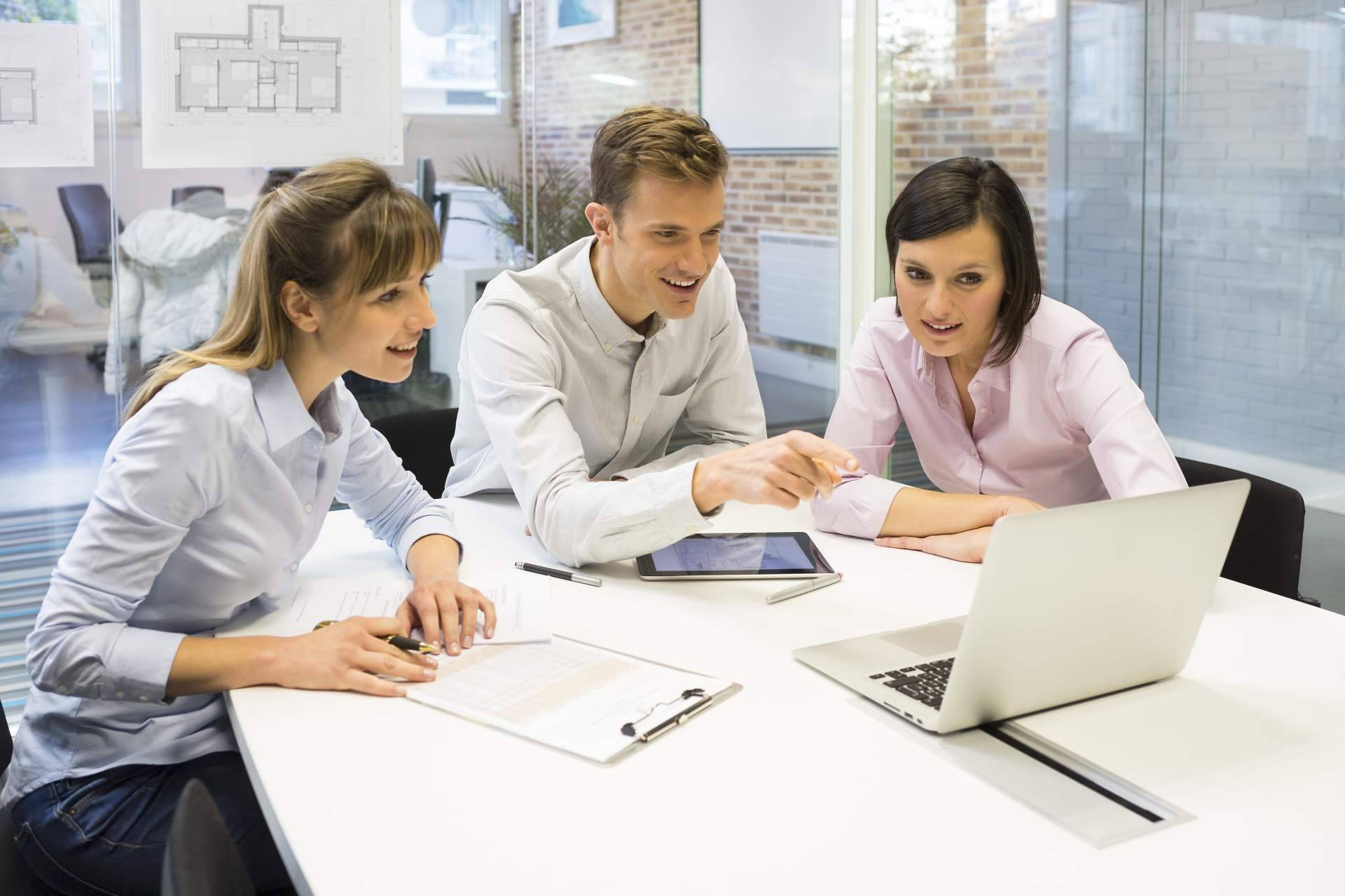 R&A Business Training informa sobre la eficacia a la excelencia comercial