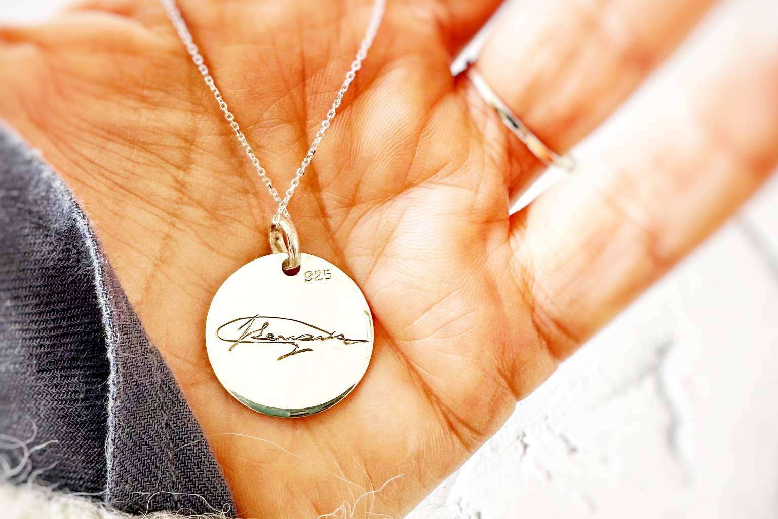 Dejando Huella, las joyas personalizadas que revolucionan las emociones