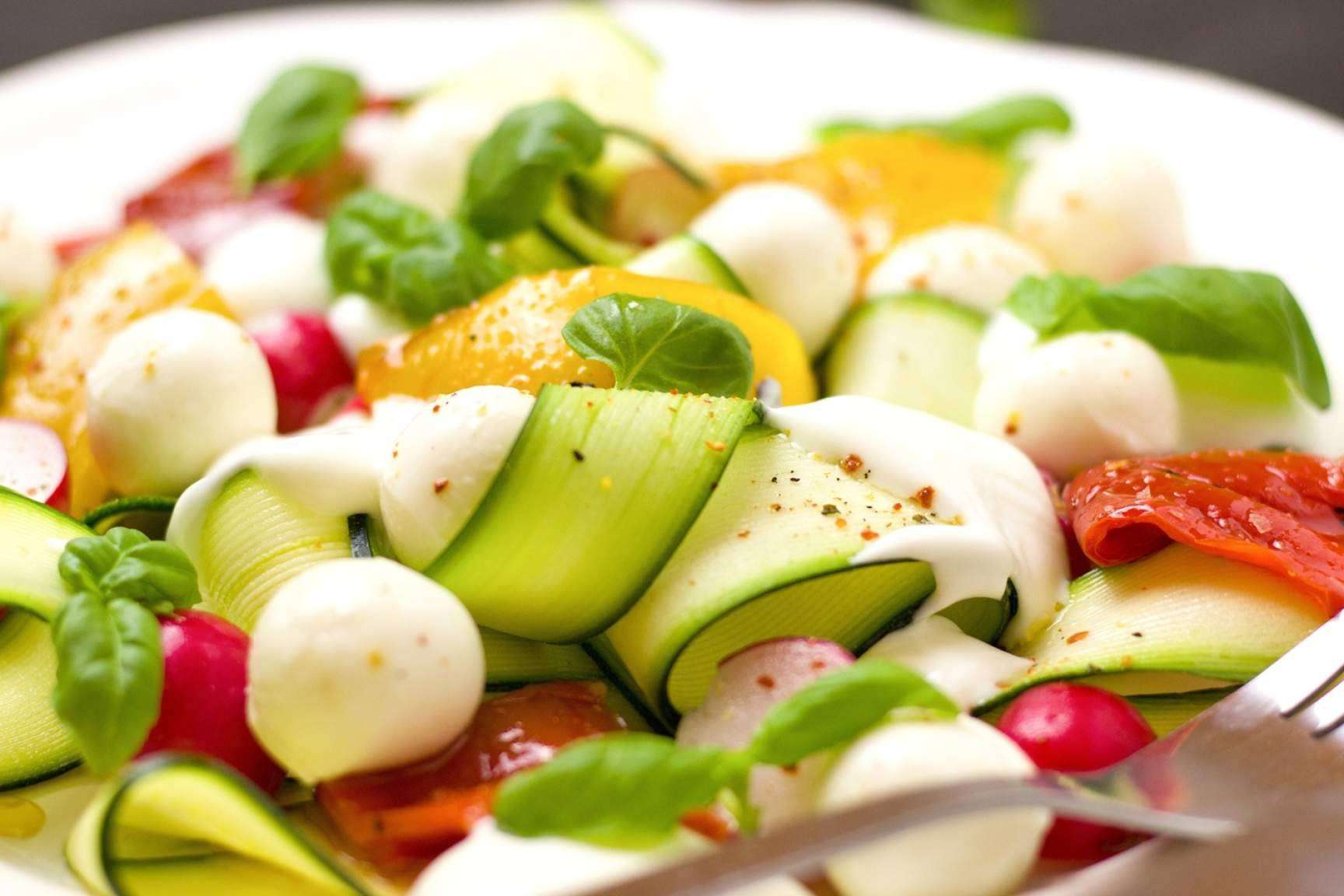 Disfrutar de las ensaladas con las recetas fáciles y saludables de Divina Vinagreta
