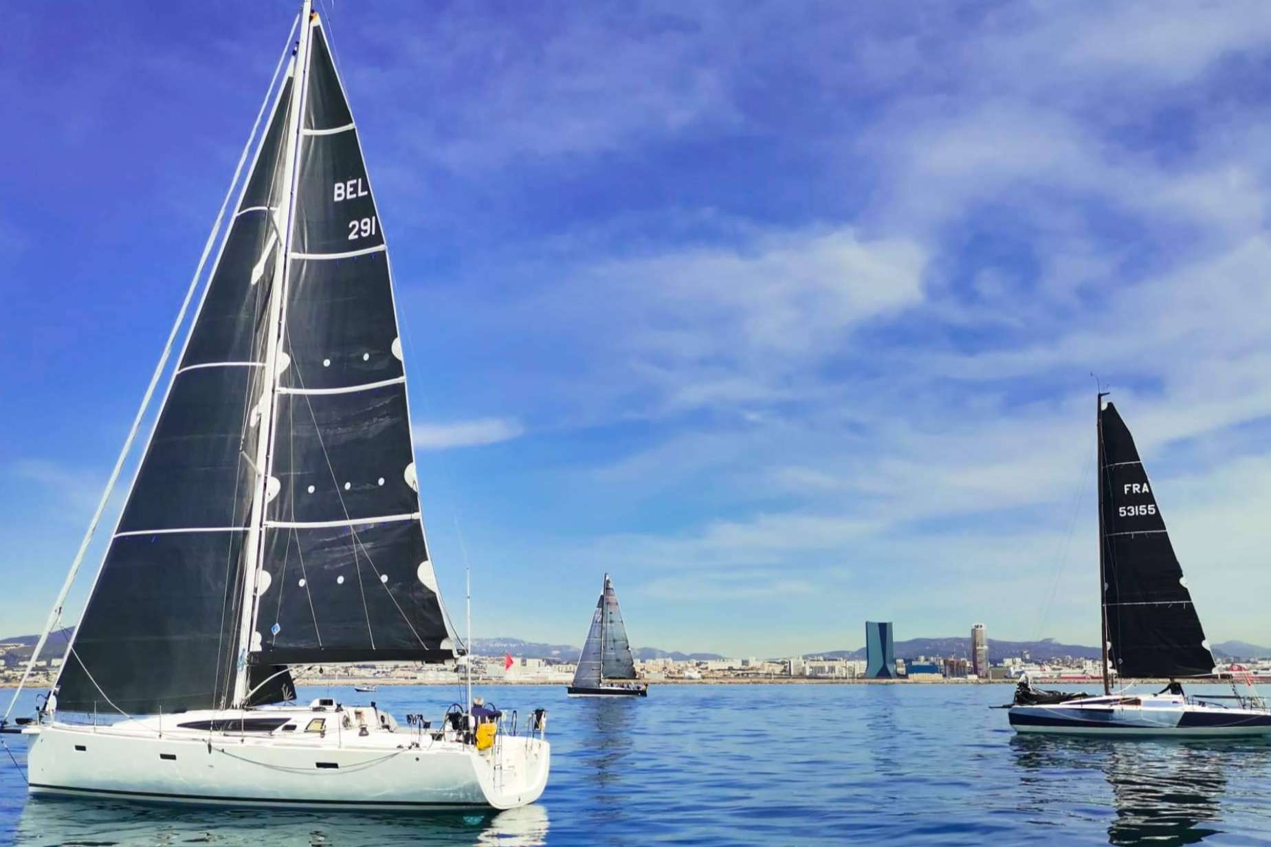 Paseos en lancha, velero y catamarán privados en la Riviera Francesa de la mano de Planetazur