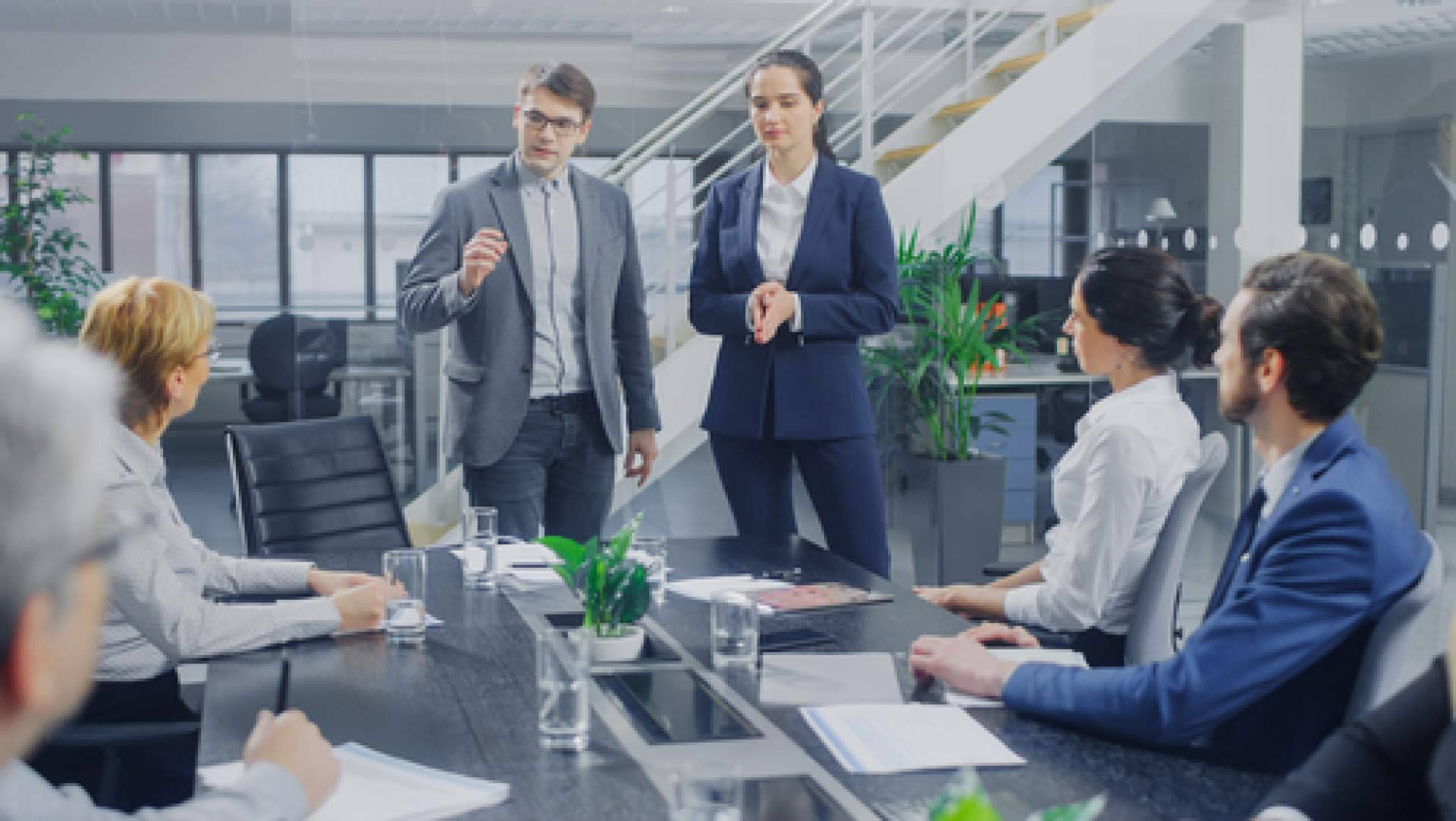 La figura de la mujer en el paradigma actual de los negocios
