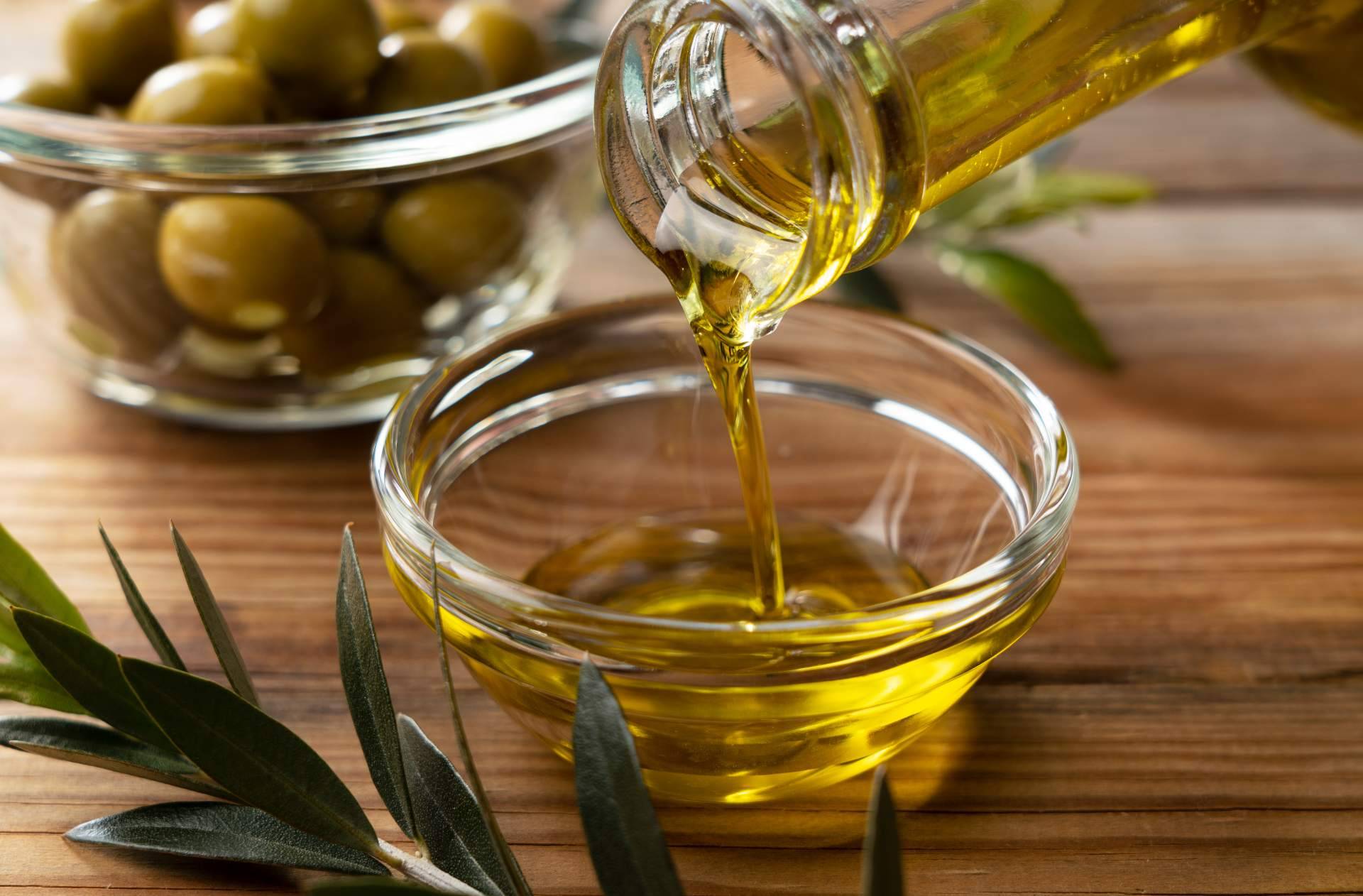 ¿Cuáles son las diferencias entre el aceite de oliva y el AOVE?, por Spanish-oil.com