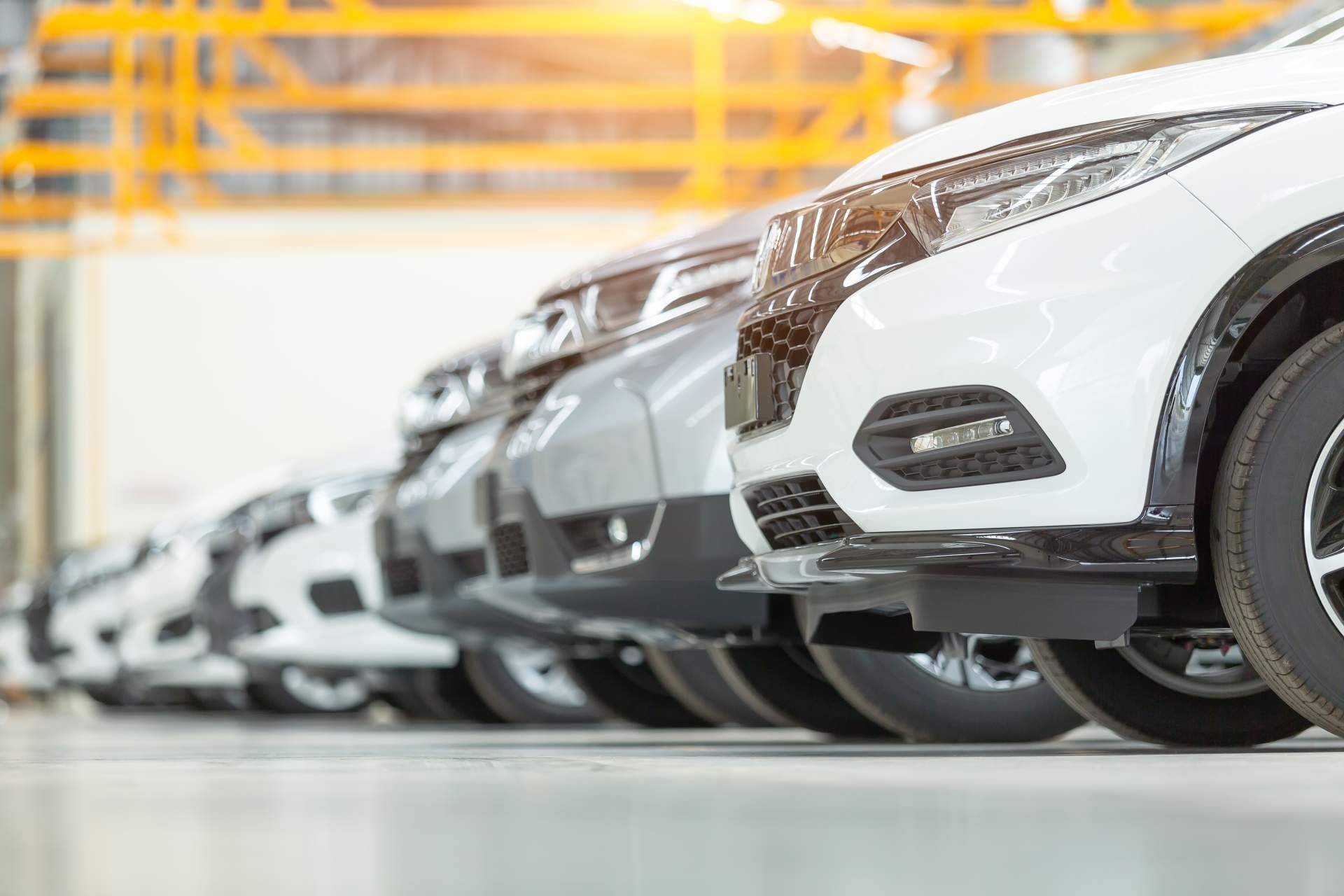 Radikal Cars, el concesionario multimarcas que ofrece un servicio personalizado para la asesoría y compra de coches lujosos
