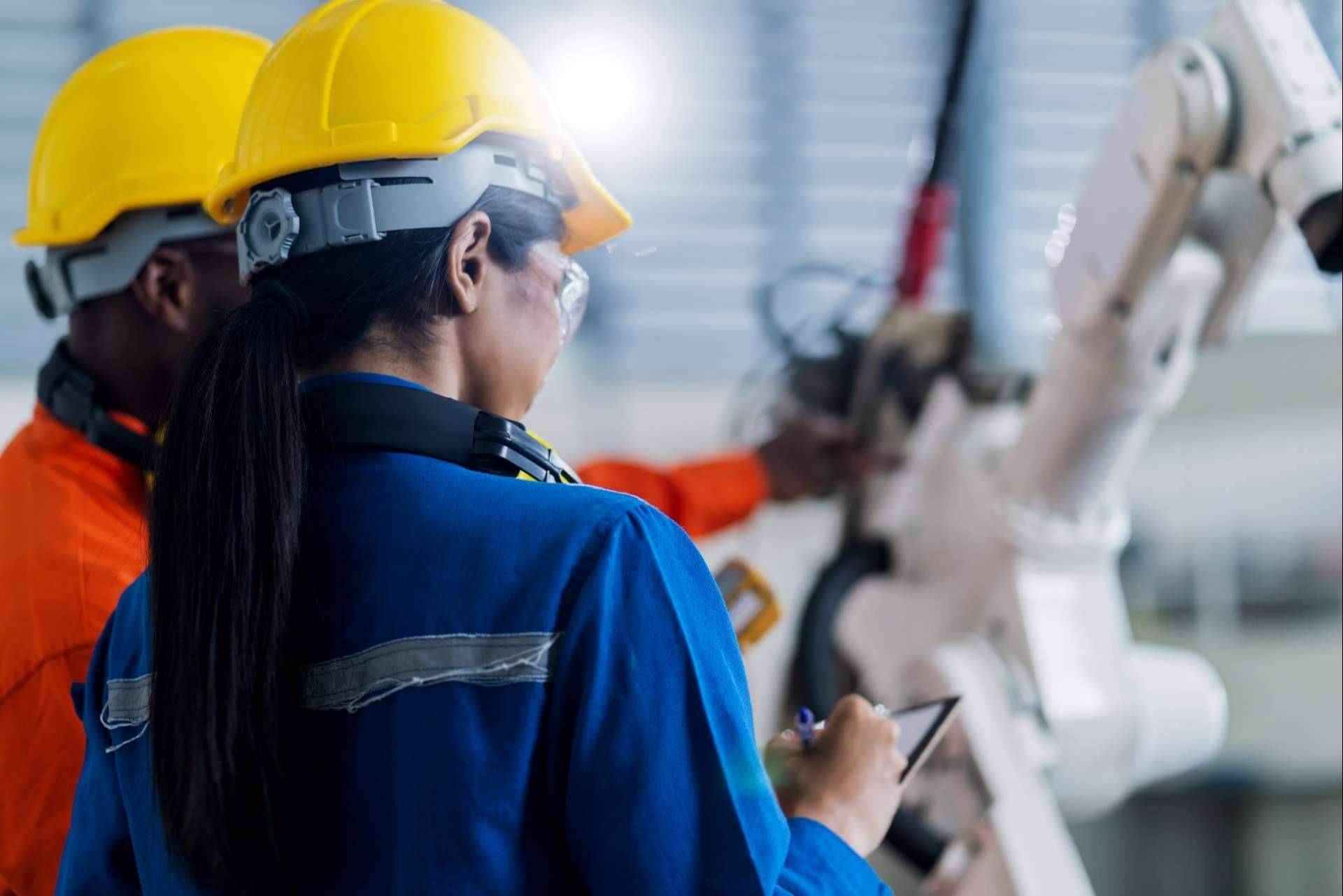 Digitalizar y mejorar procesos industriales con soluciones tecnológicas