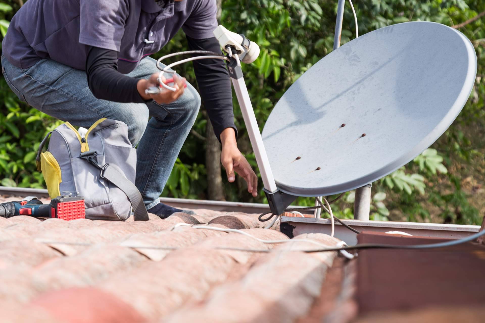 Instalación de antenas parabólicas de la mano de los profesionales de Antenistas Valencia