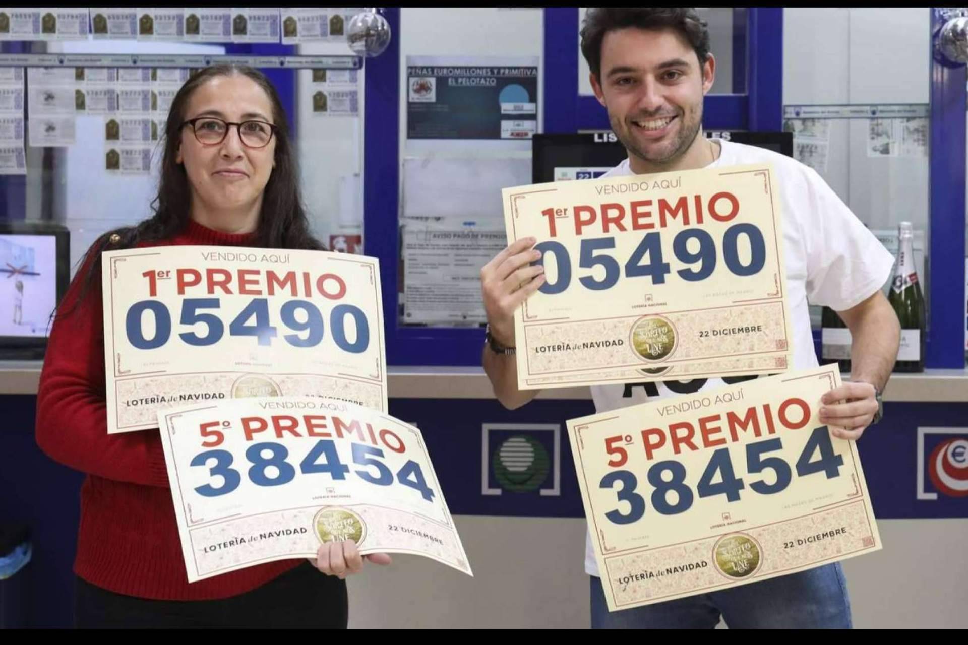 Comprar en la Administración de Lotería de Madrid donde tocó el Gordo y el quinto Premio