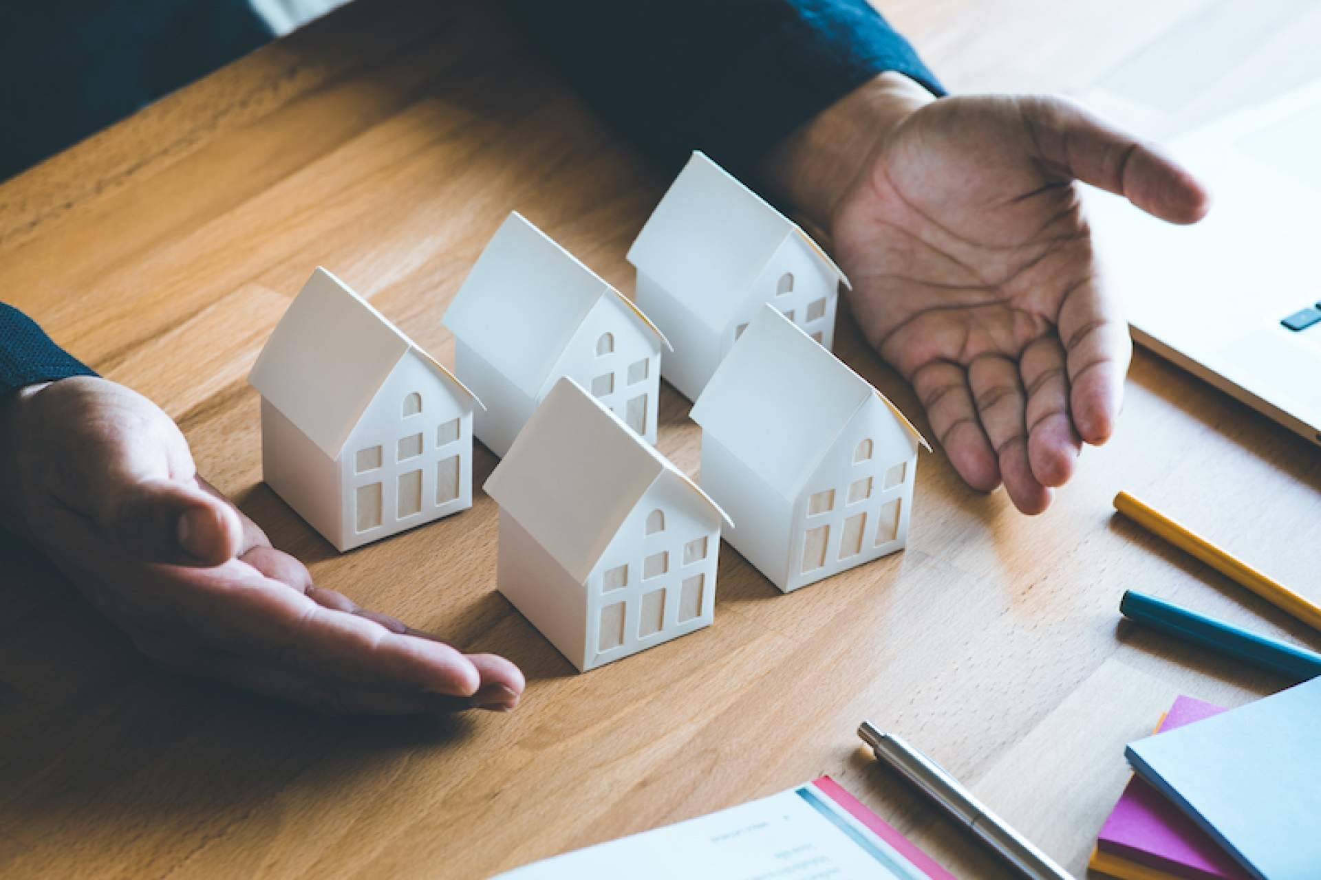¿Qué servicios ofrece la inmobiliaria Asturias Alonso Díaz?