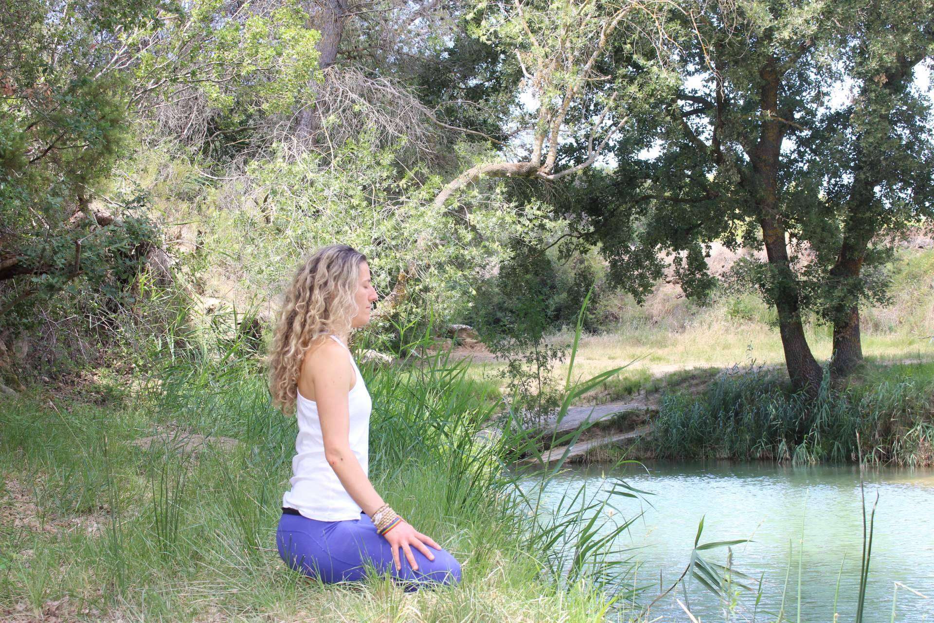 ¿Dónde acceder a formación de profesores de yoga integral y curso de actualización de profesores de yoga? Escuela Mahashakti