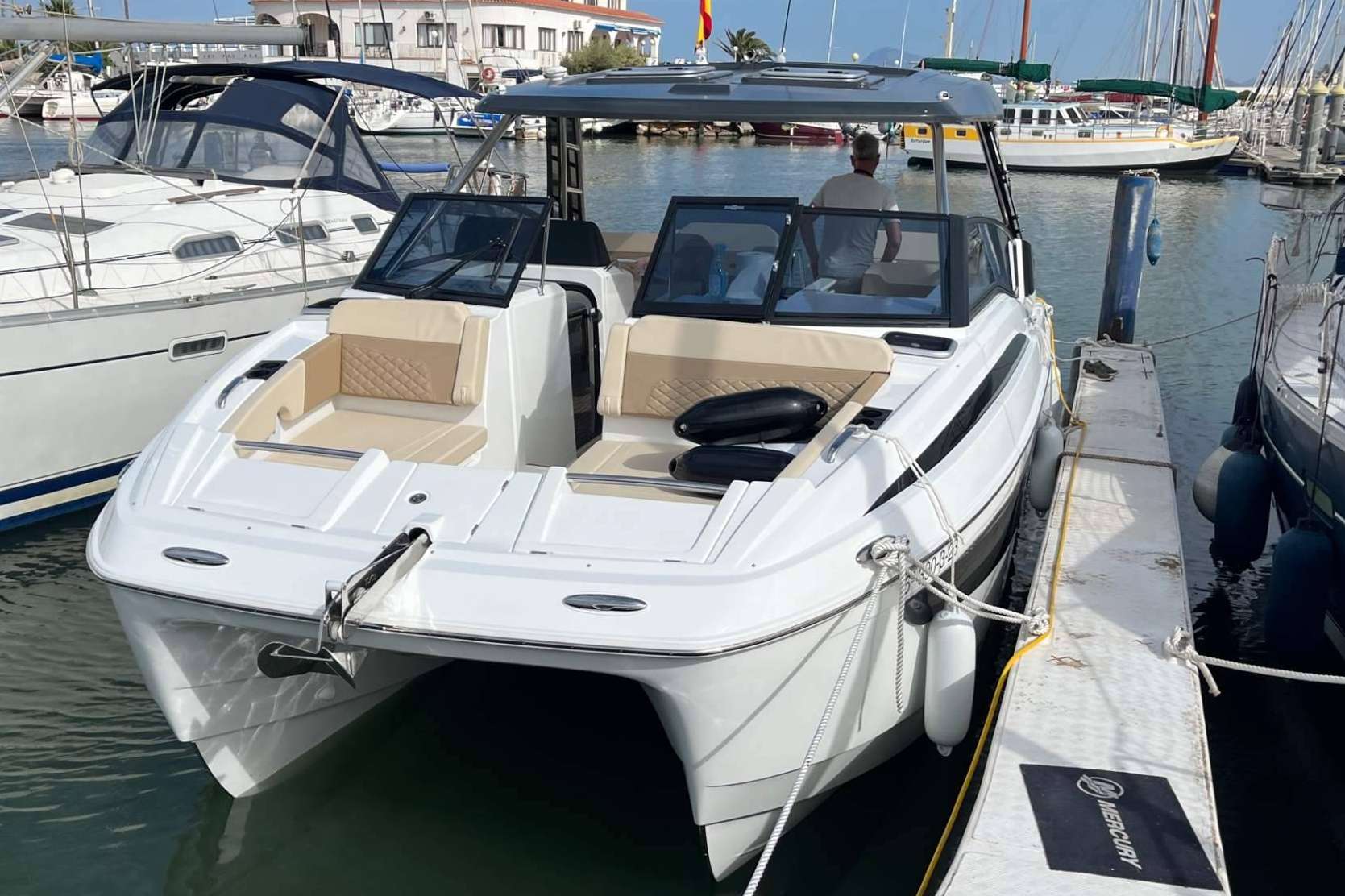 La compañía española Nauticservices vuelve realidad el sueño del barco propio