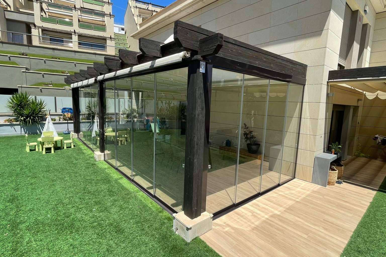 ¿Cuáles son los beneficios de utilizar las cortinas de cristal de Airclos?