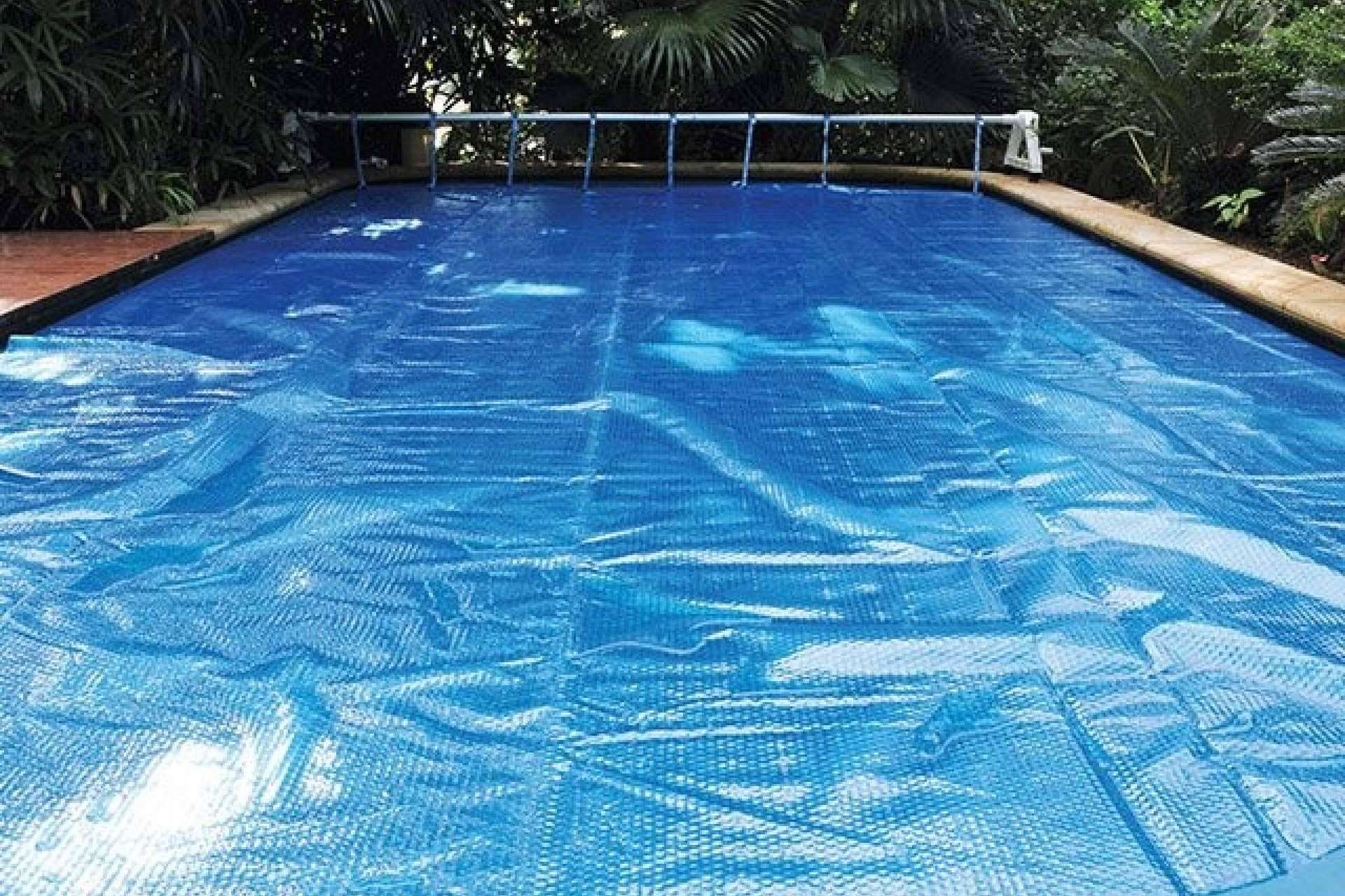 Comercialización de cubiertas para piscinas, lonas y toldos de invierno con Swimhome