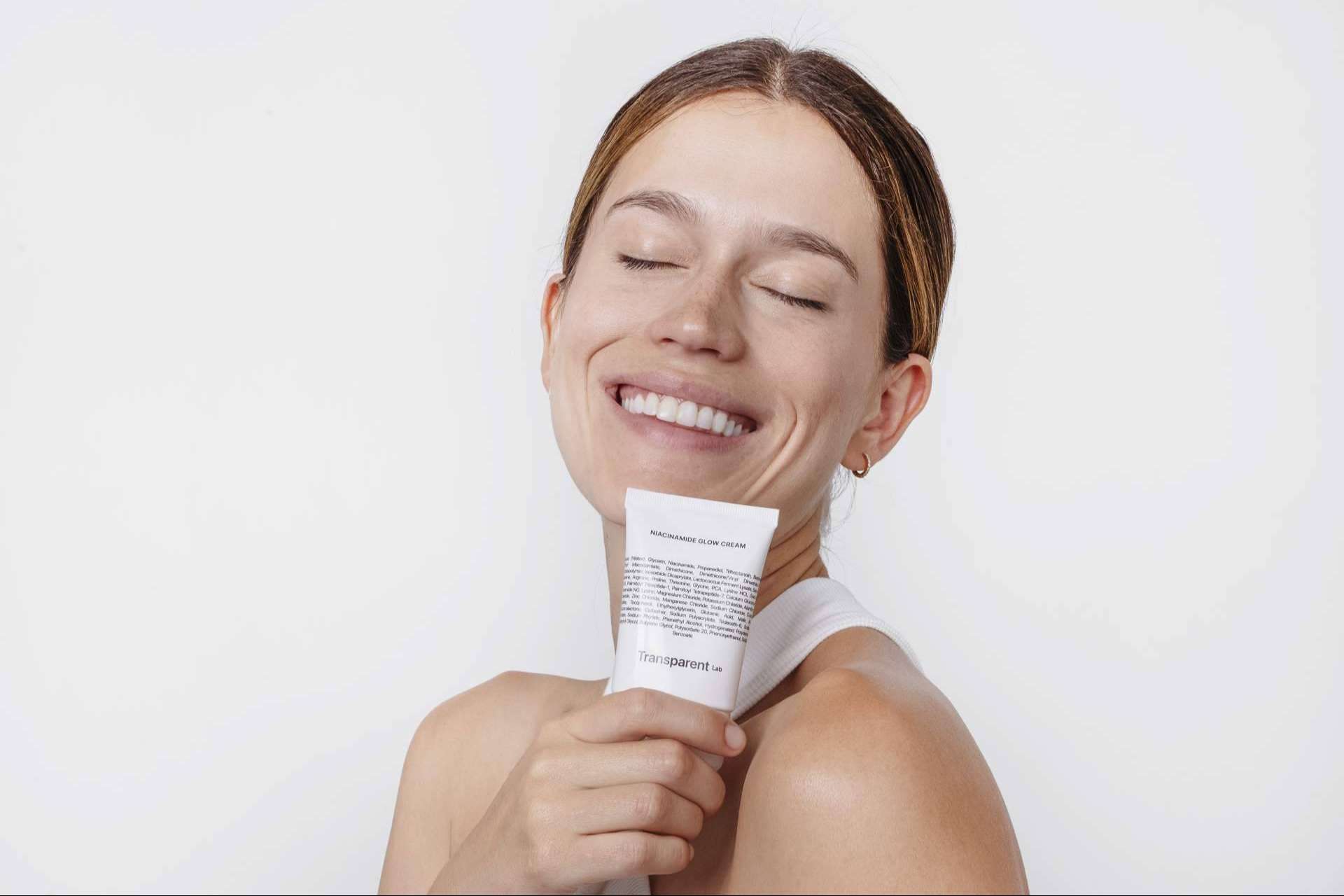 Niche Beauty Lab ofrece su Niacinamide Glow Cream