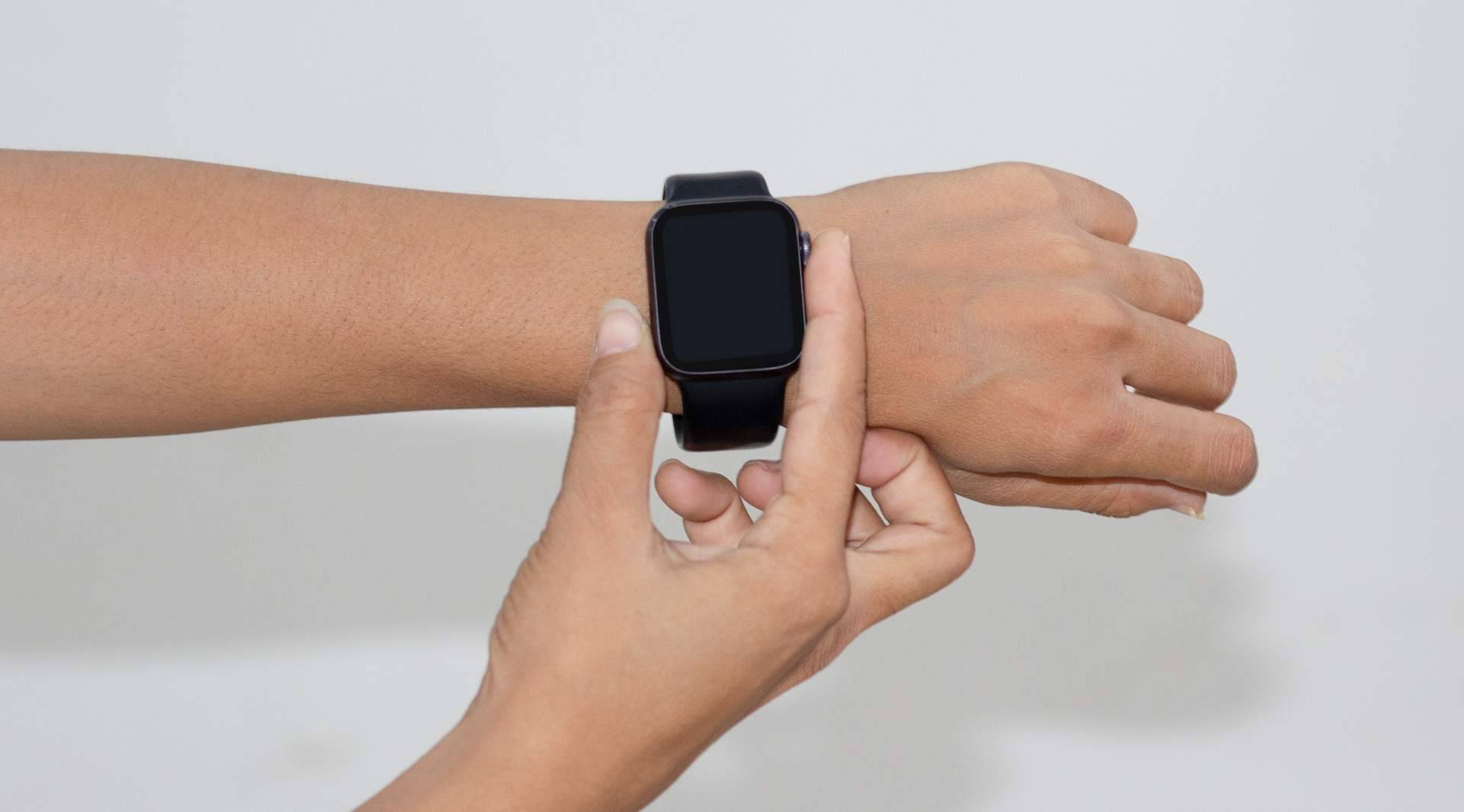 Tracmi, un reloj de alarma y emergencia para trabajadores solitarios