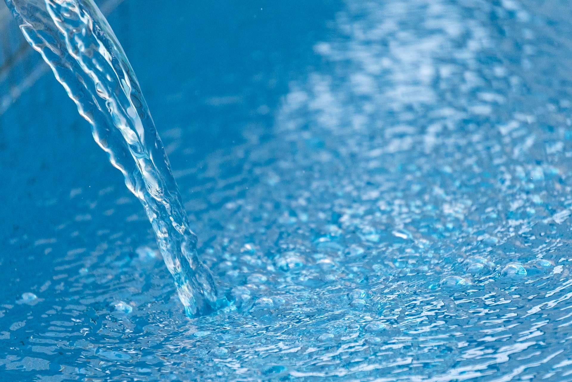 Proceso de impermeabilización de piscinas con los productos de la marca PENETRON