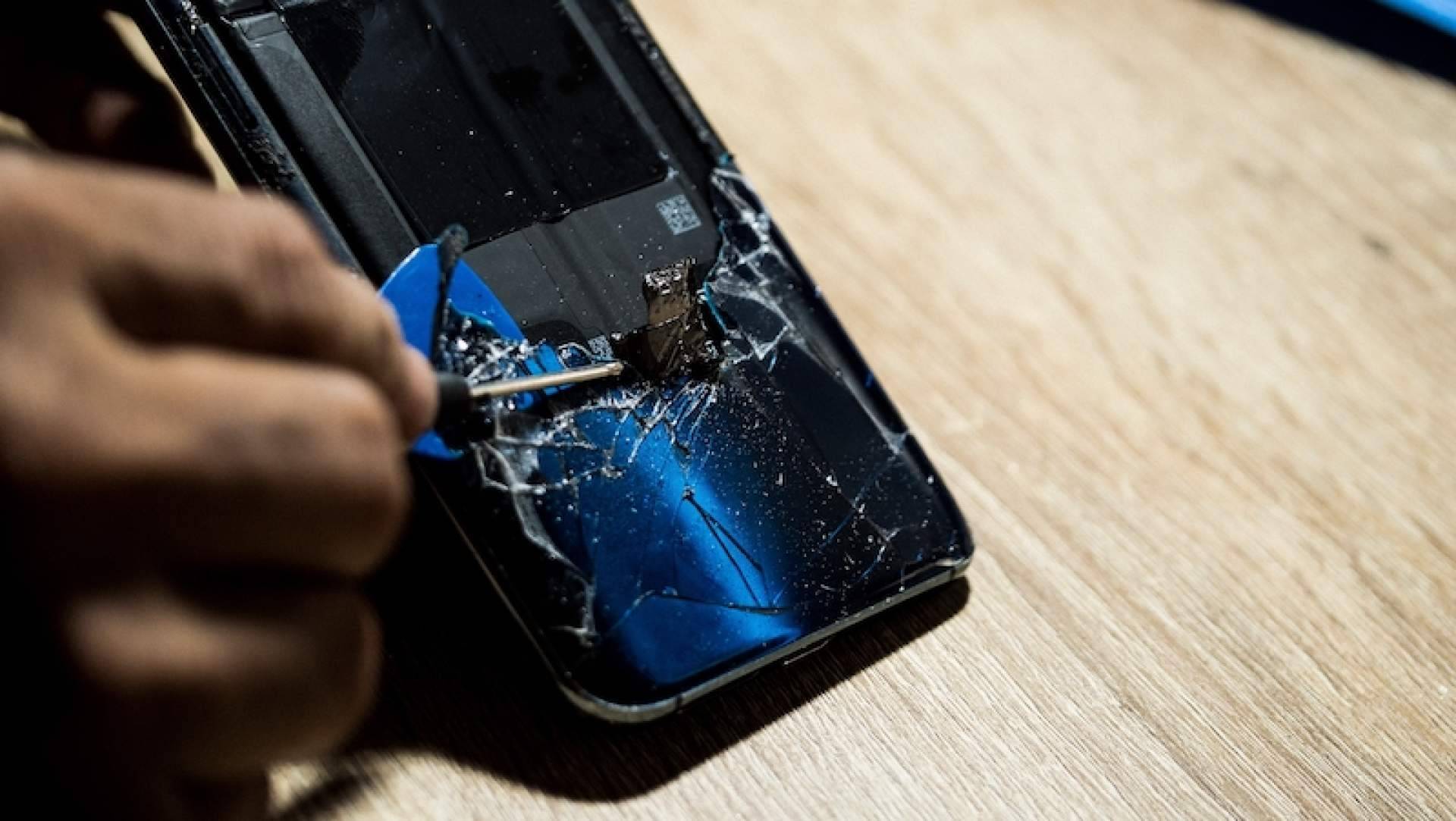 ¿Cuáles son las ventajas de cambiar pantalla de iPhone, de la mano de Mundo del Móvil?