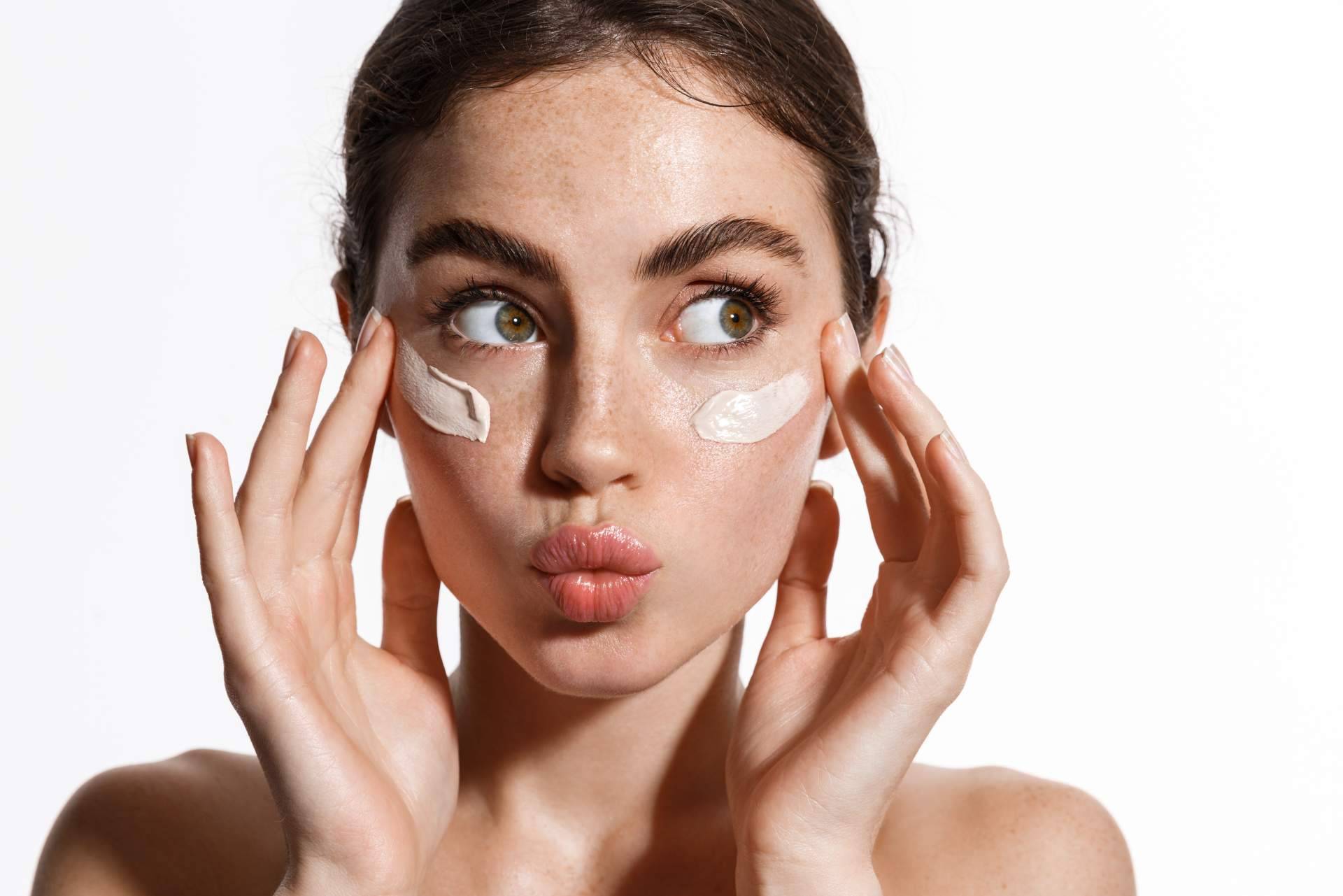 ¿Cuáles son los beneficios de la cosmética natural para el cuidado de la piel?, por Cosmonatura