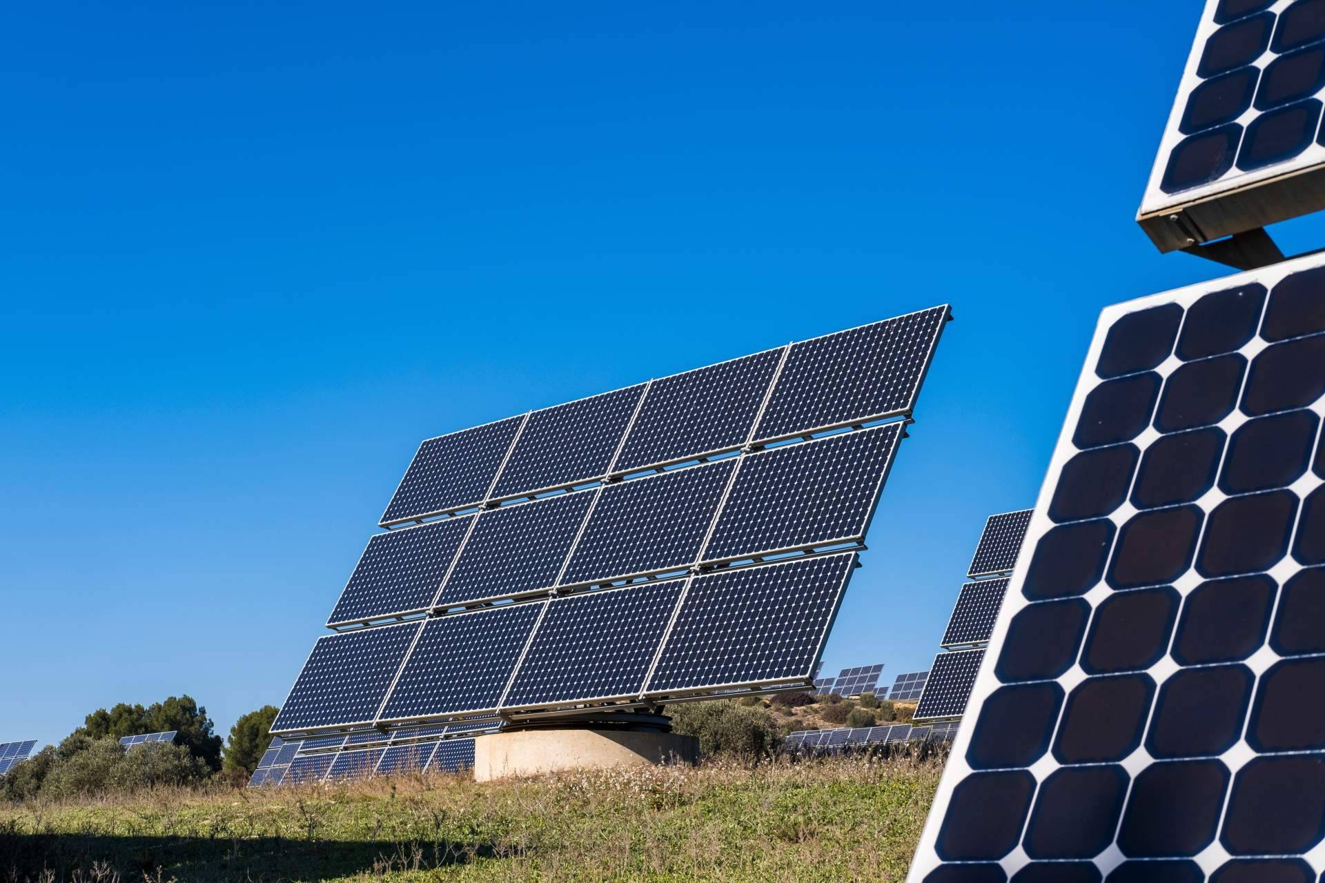 Solomnia facilita la obtención de una mayor energía con sus módulos solares fotovoltaicos