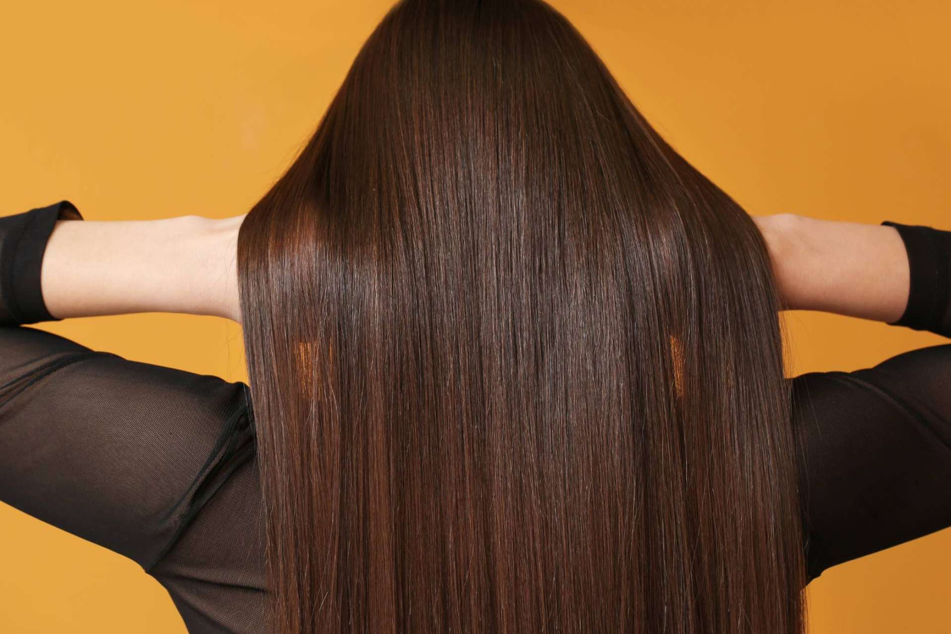 Cabellos brilloso sin efecto tabla es el gran secreto de muchas famosas en el cuidado del cabello en Europa