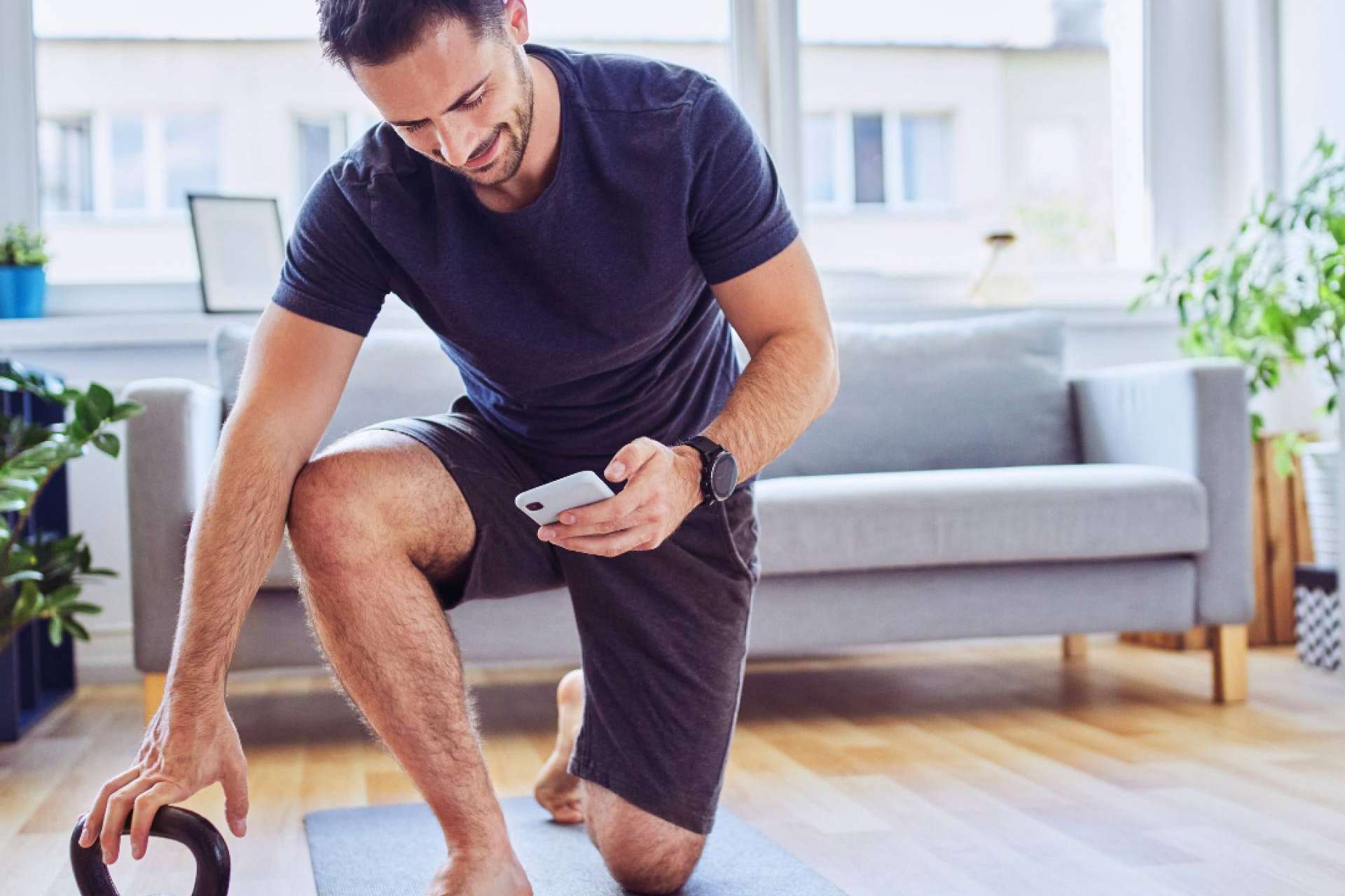 Ponerse en forma para el verano con entrenamientos personales online hechos a medida