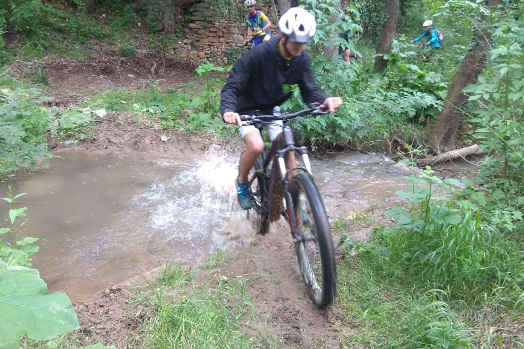 Iniciarse en bicicleta respetando el medioambiente de la mano de la e-bike de Zenith Aventura