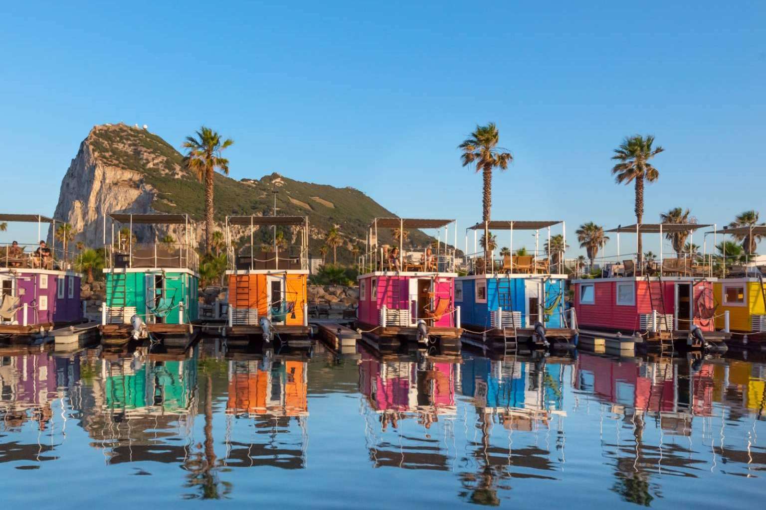 Pasar las vacaciones en La Línea de la Concepción alojándose en Boat Haus