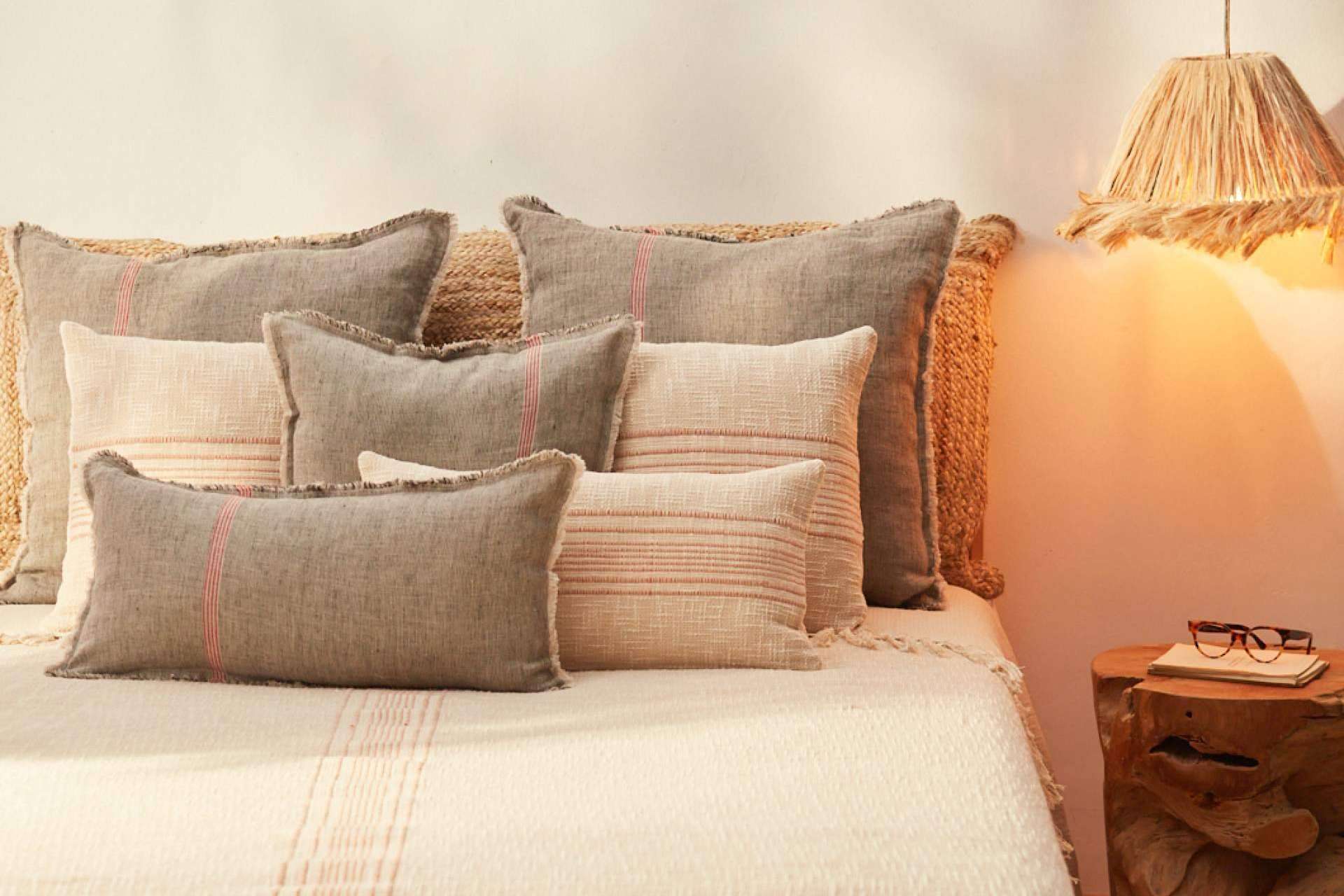 Calma House ofrece cojines decorativos para cama con diseños exclusivos y de excelente calidad