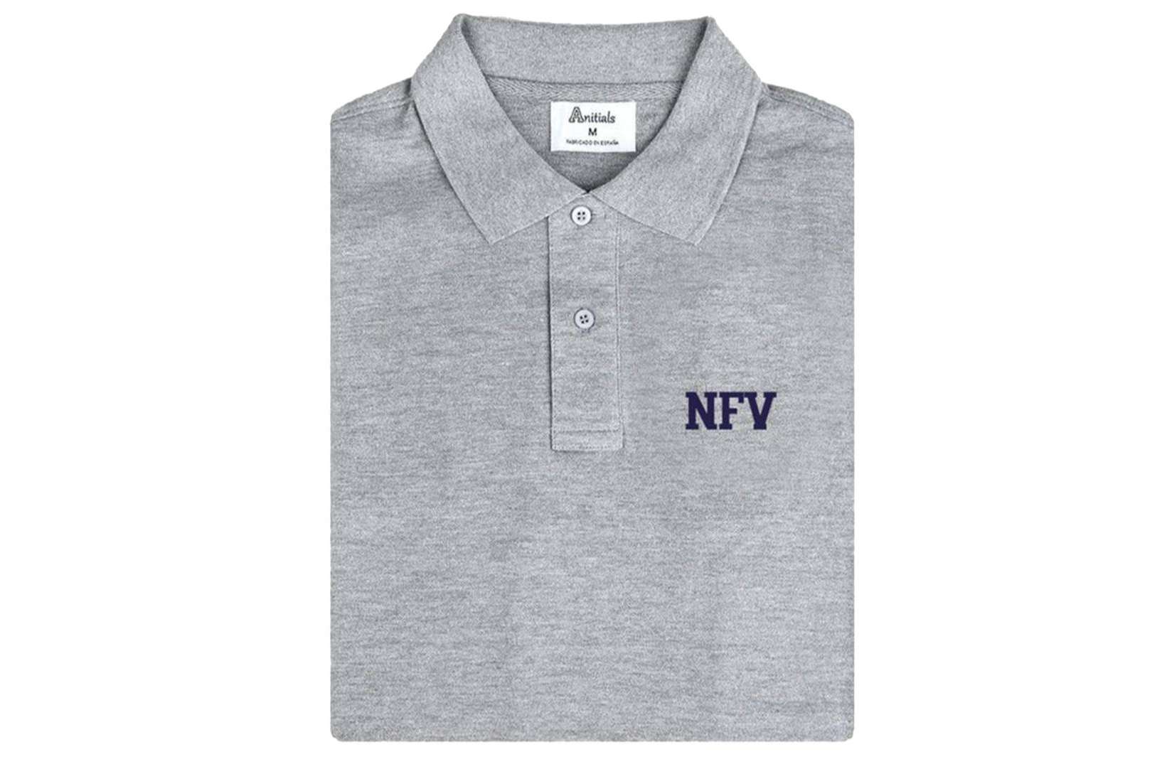 Personalizar los polos con la inicial del nombre es posible gracias a Anitials