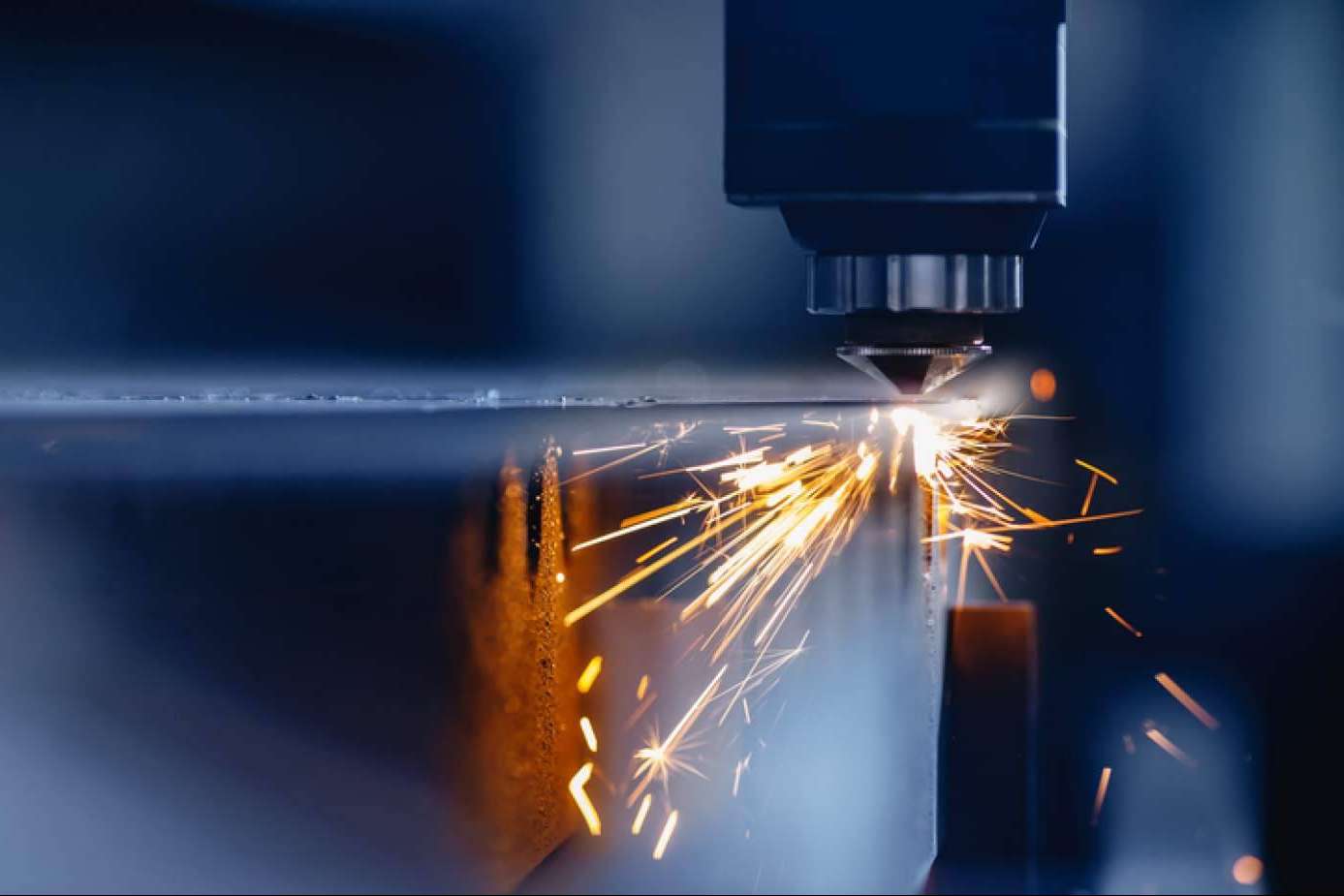 Automatizar los procesos industriales de corte con láser con OPTILASER, nuevo sistema de producción local mediante fabricación aditiva