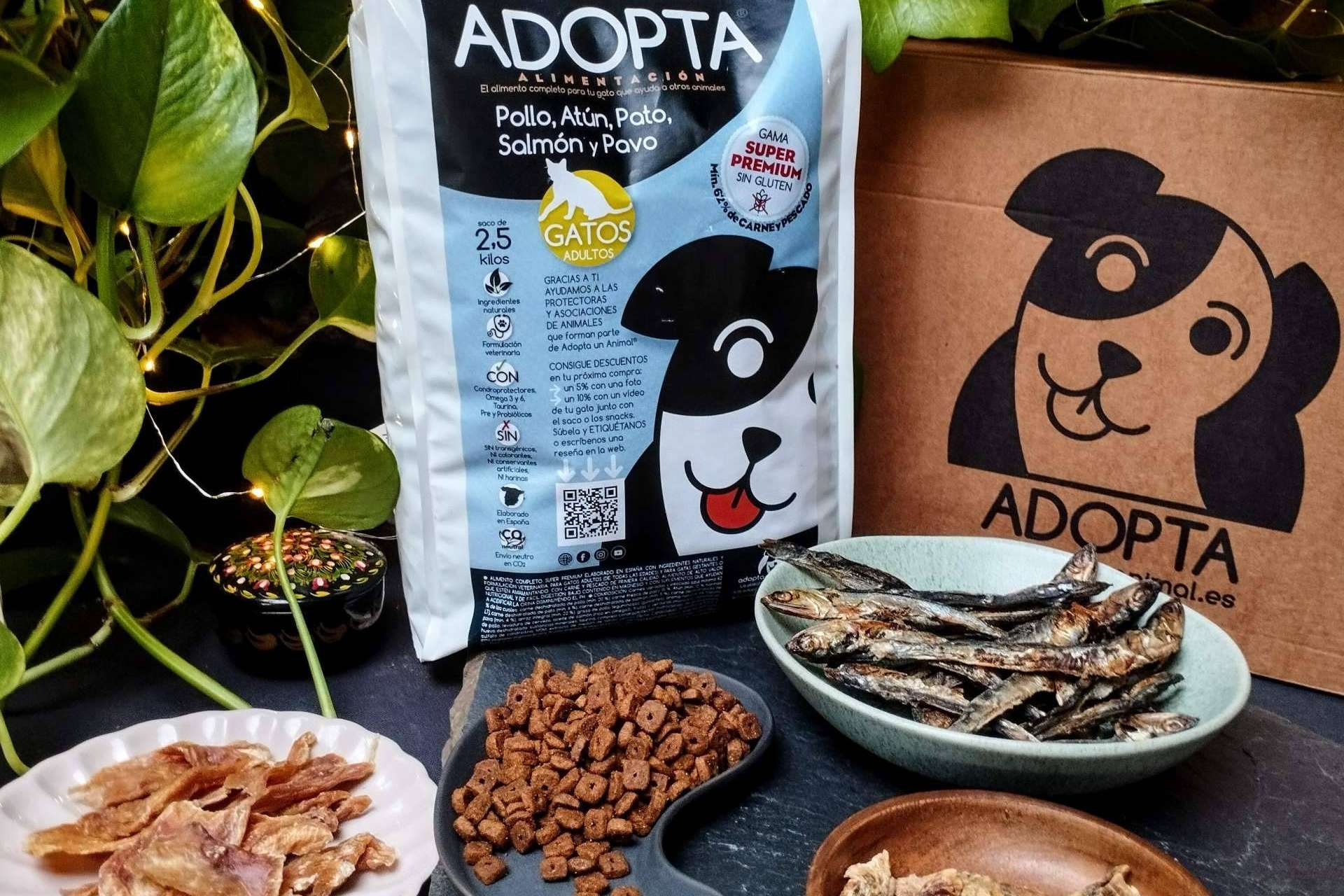 El pienso extra de carne ADOPTA ofrece ventajas para la salud y ayuda a protectoras de animales