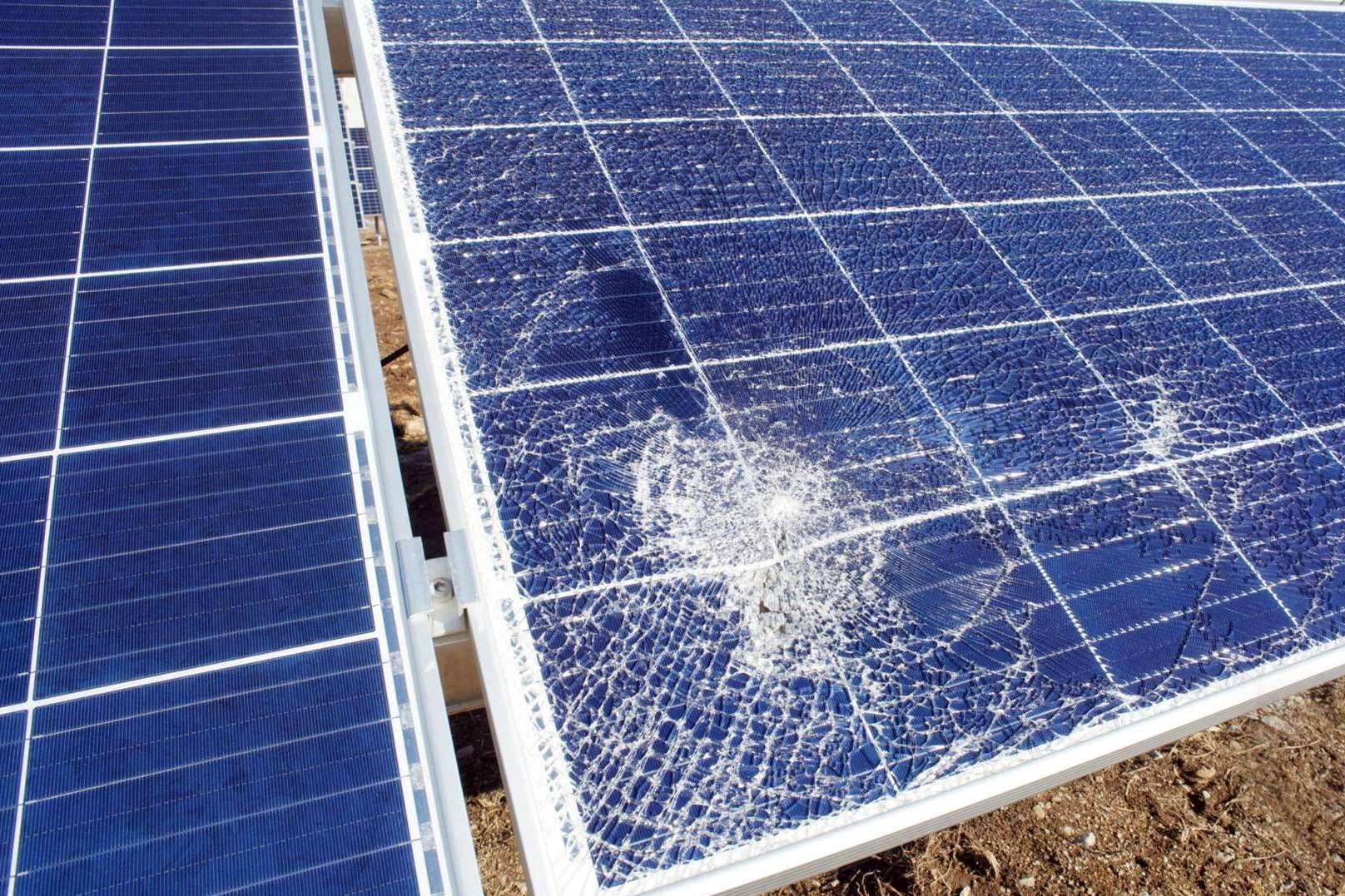 Instalación de plantas de reciclaje de paneles solares en Zaragoza, por Vatios Verdes