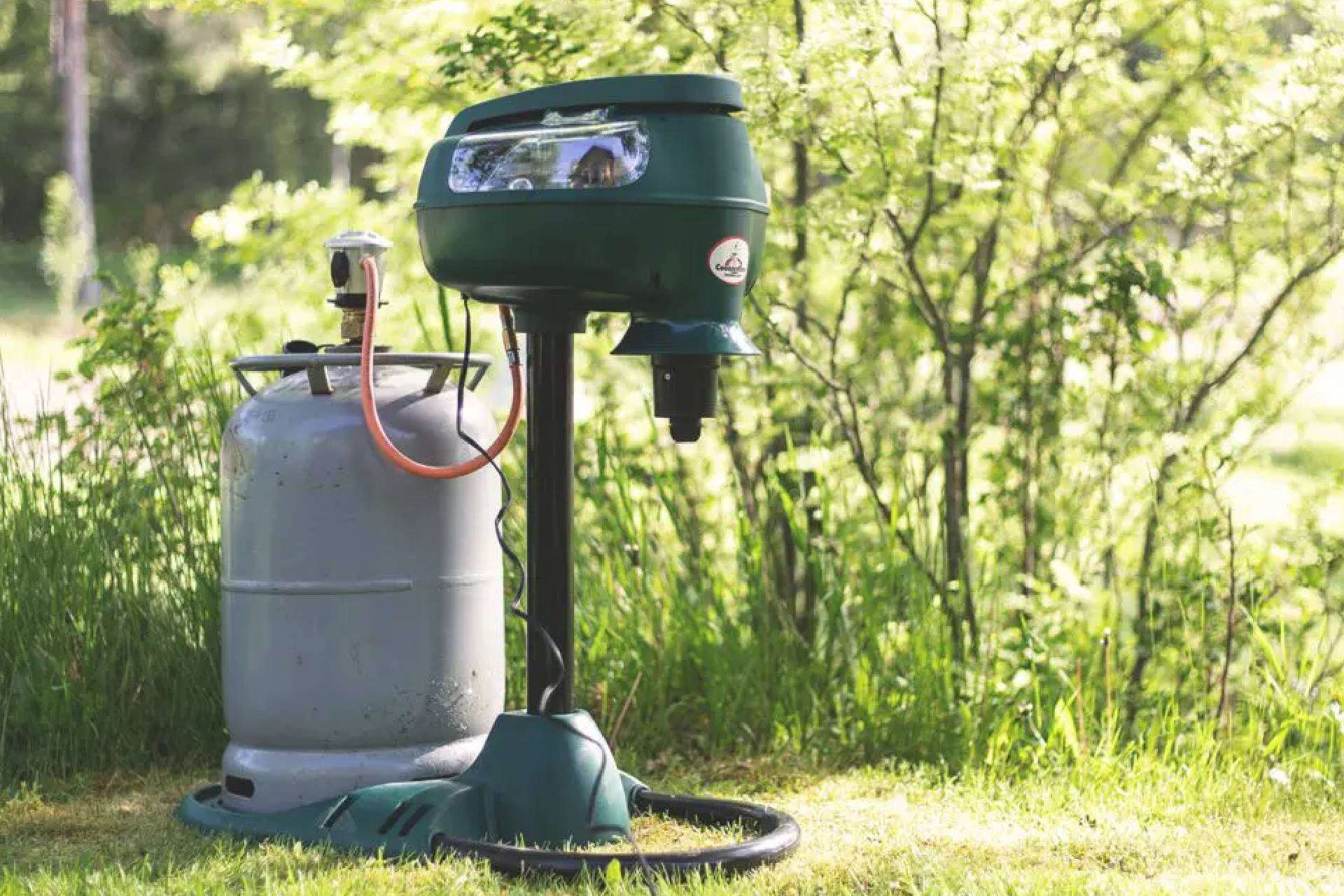 Mosquito Magnet Pioneer y su trampa para mosquitos de jardín