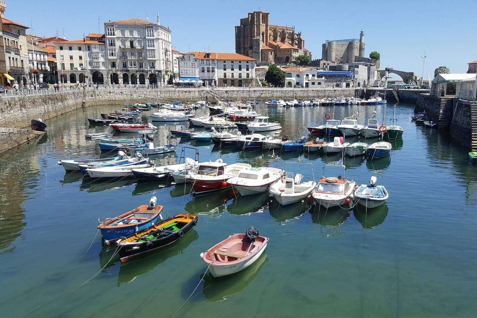 ¿Cuáles son los 10 destinos arquitectónicos para visitar en el norte de España?