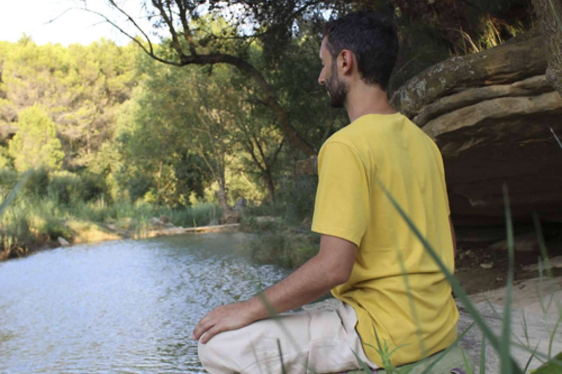 La Escuela Mahashakti ofrece diferentes retiros intensivos de yoga integral, meditación, danza-yoga y yoga en femenino