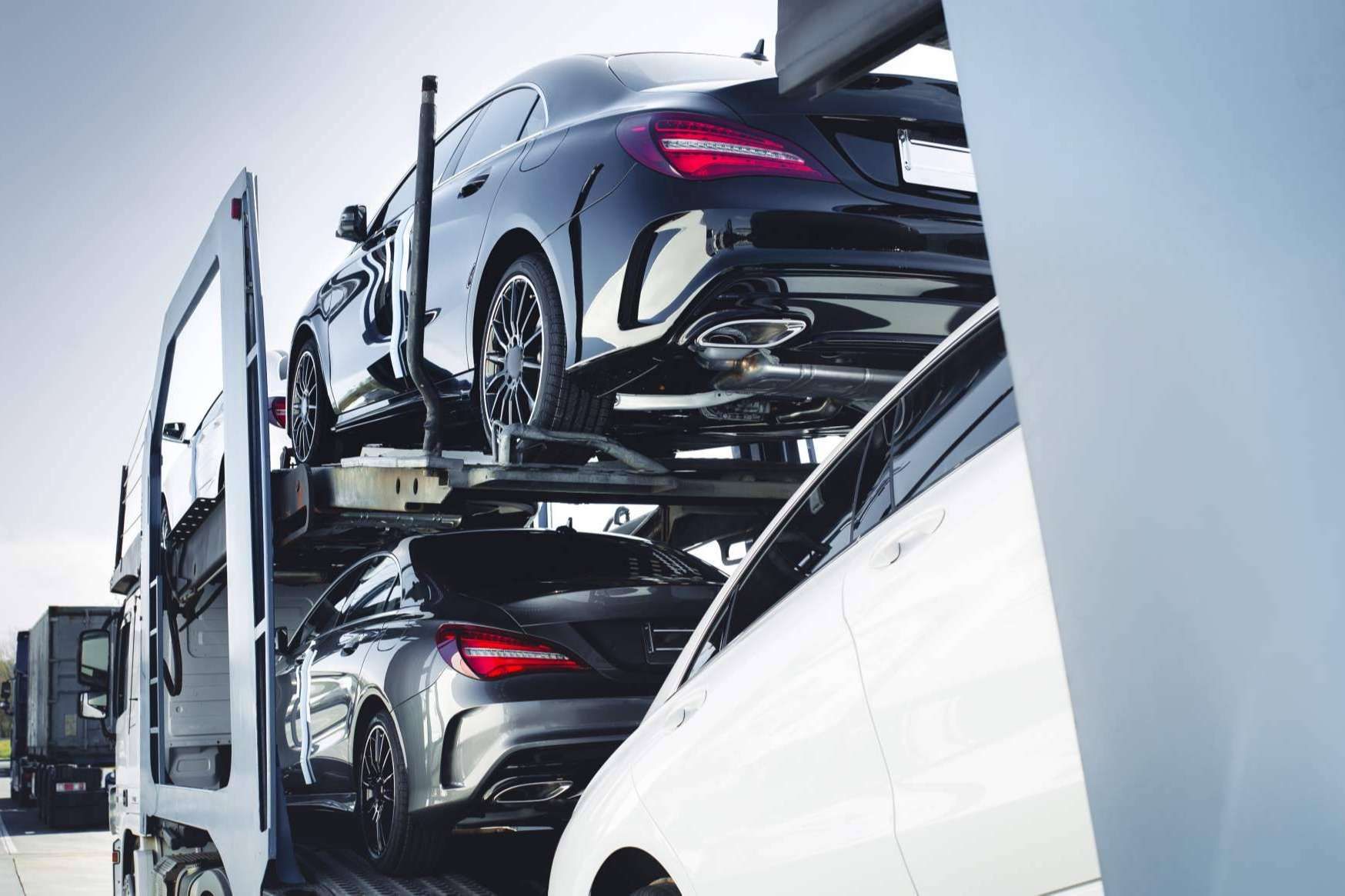 Servicio de transporte de coches en España a precio justo, de la mano de Orvipal