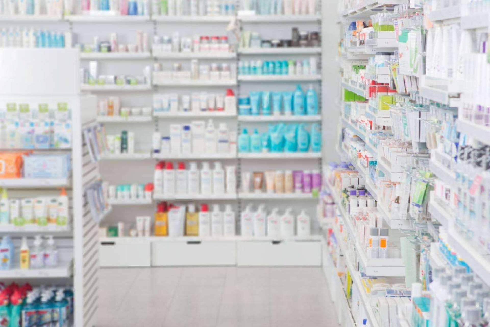Claves a considerar antes de comprar una farmacia en Madrid, por Urbagesa Farmacias