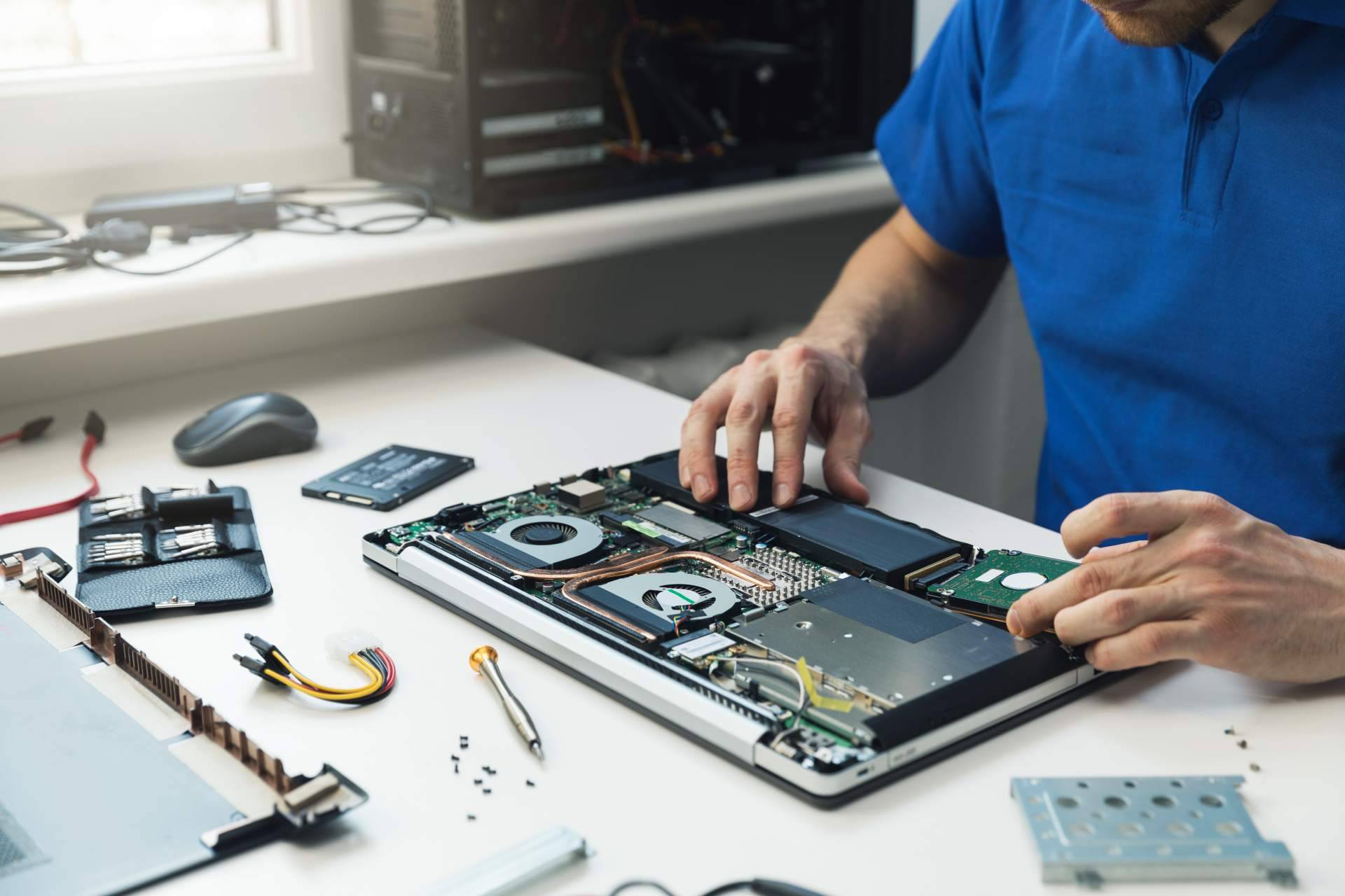 Servicios de reparación de ordenadores, portátiles y MAC en Madrid con Mundo del Móvil