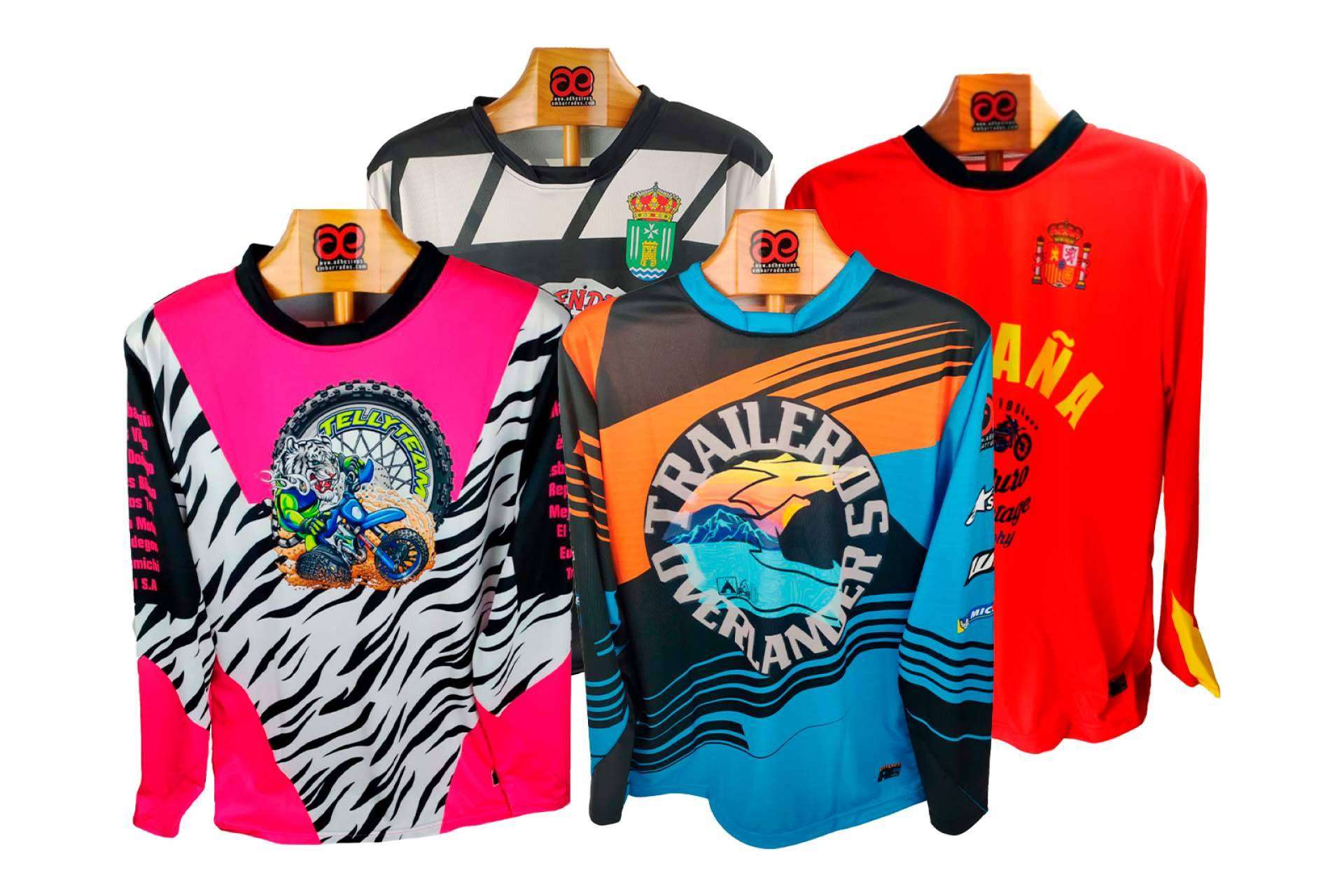 ADHESIVOSEMBARRADOS y su catálogo de camisetas personalizadas de motocross