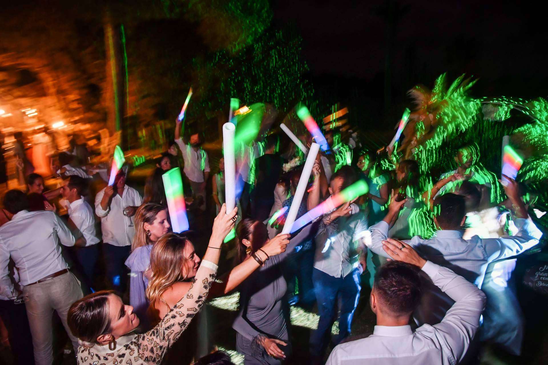 Servicio de rent DJ equipment Ibiza de la empresa AlquilarSonido