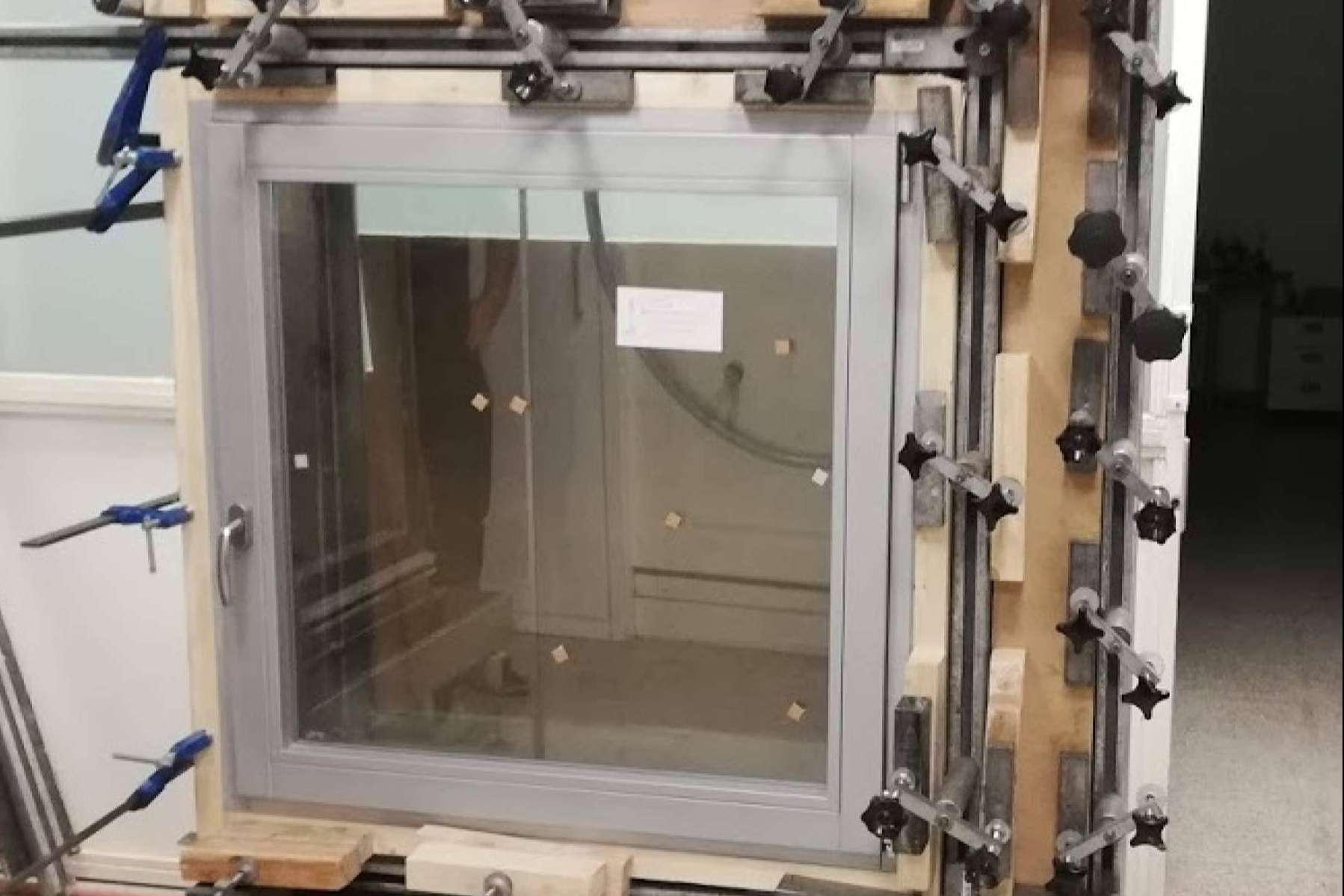 KLIMA-PUR Windows obtiene unas prestaciones térmicas y acústicas inigualables en el marcado CE de sus ventanas