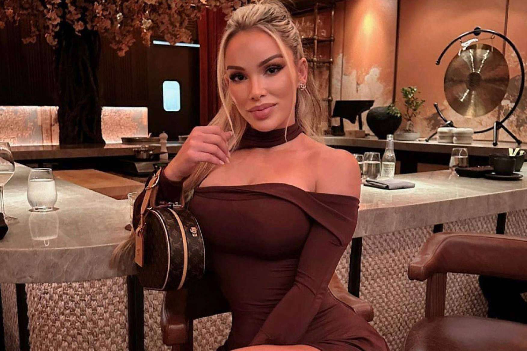 Un equipo de cirujanos plásticos profesionales certificados en Miami, Dolls Plastic Surgery