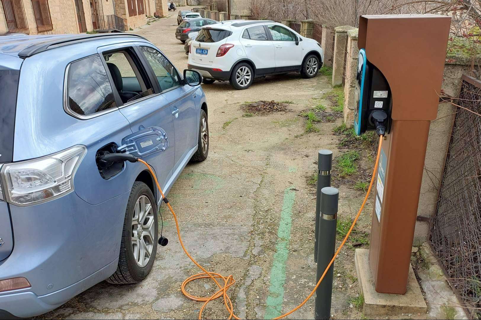 Etecnic gestiona 28 estaciones de carga en Castilla y León