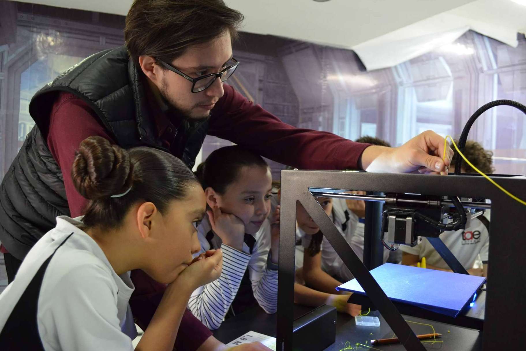 Identificar y desarrollar capacidades durante la infancia usando el modelo educativo del Colegio Thomas Alva Edison
