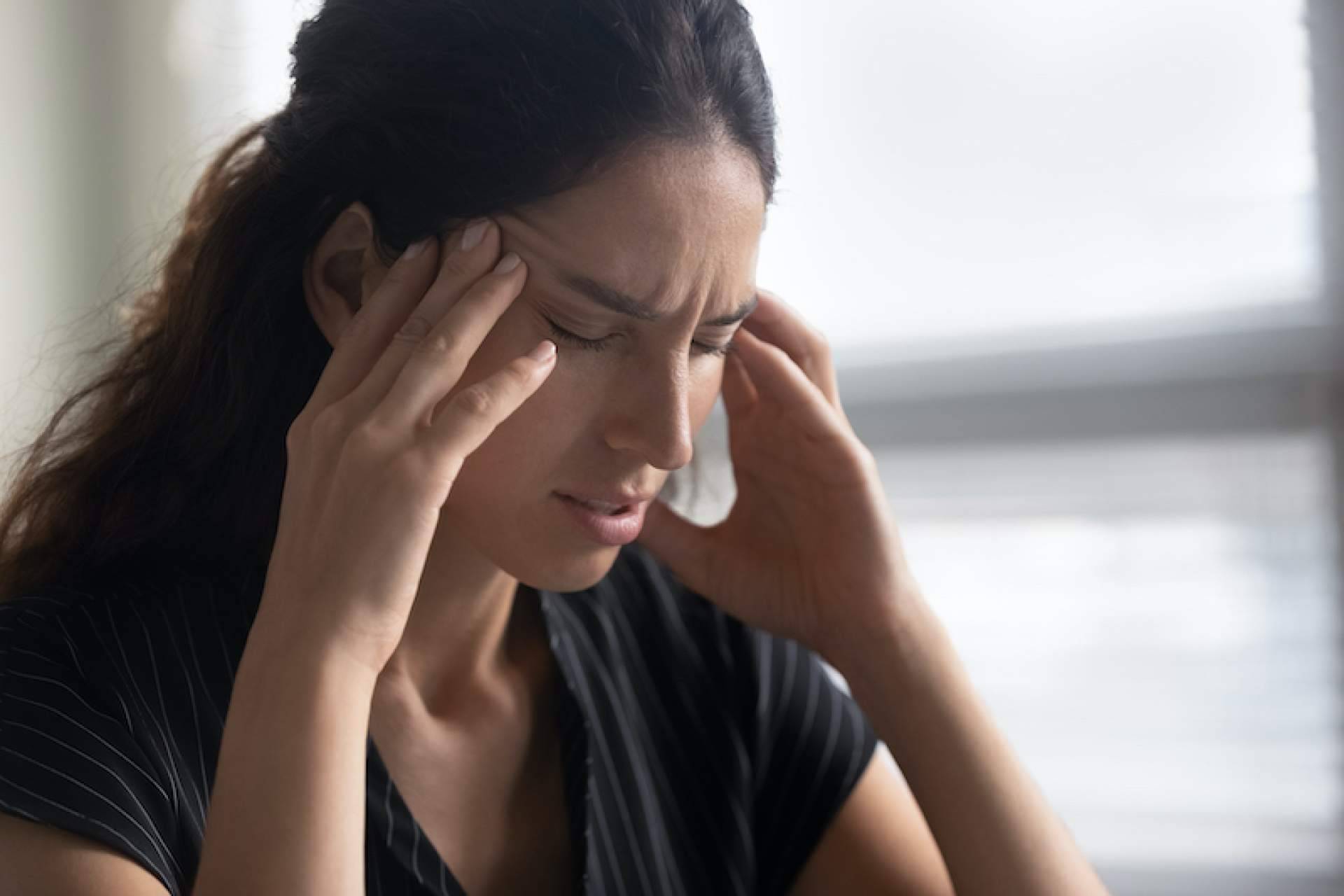 ¿Cómo pueden ayudar los familiares y amigos a una persona que sufre ansiedad?