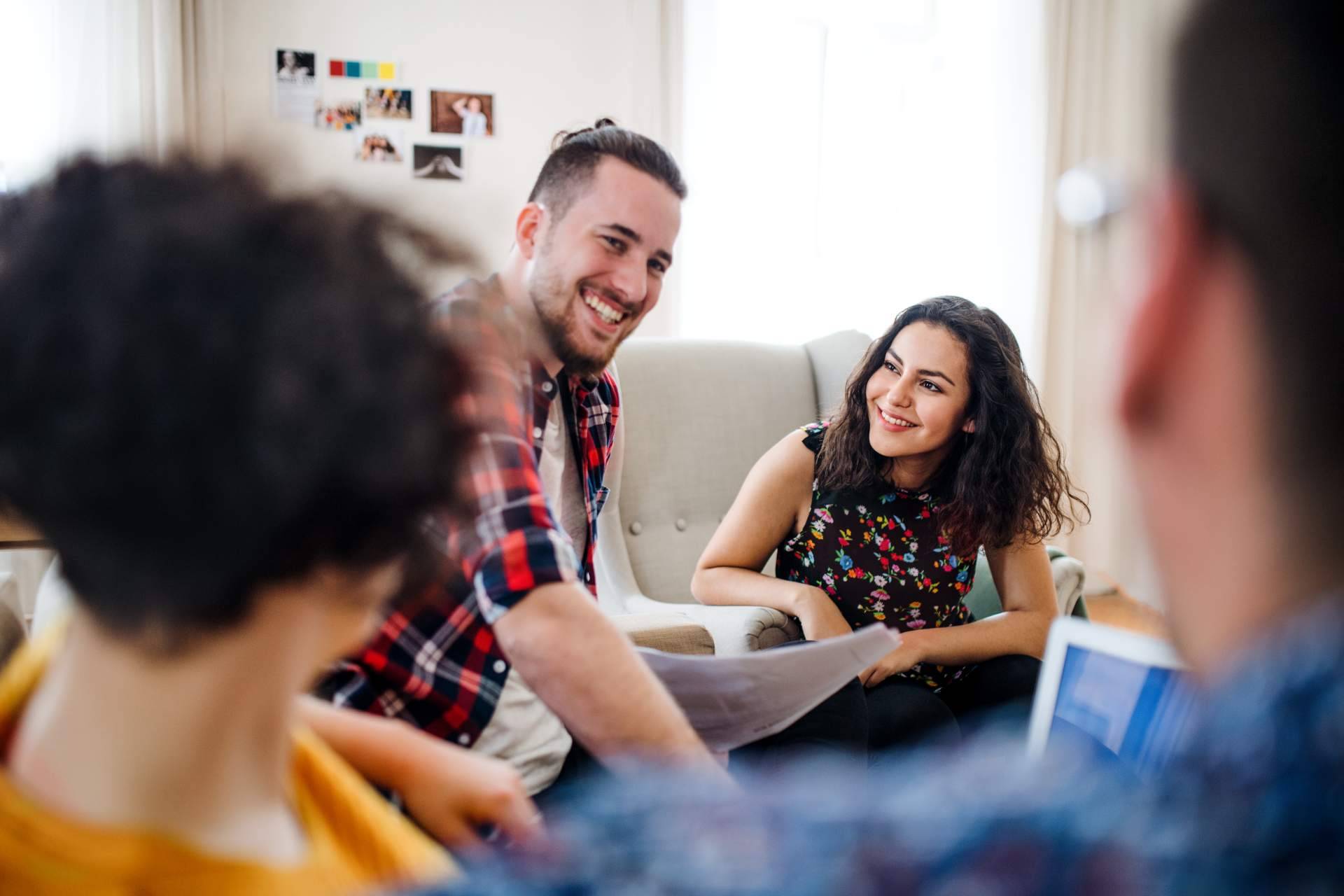 Una solución para quienes buscan un piso de estudiantes en Madrid es DFLAT