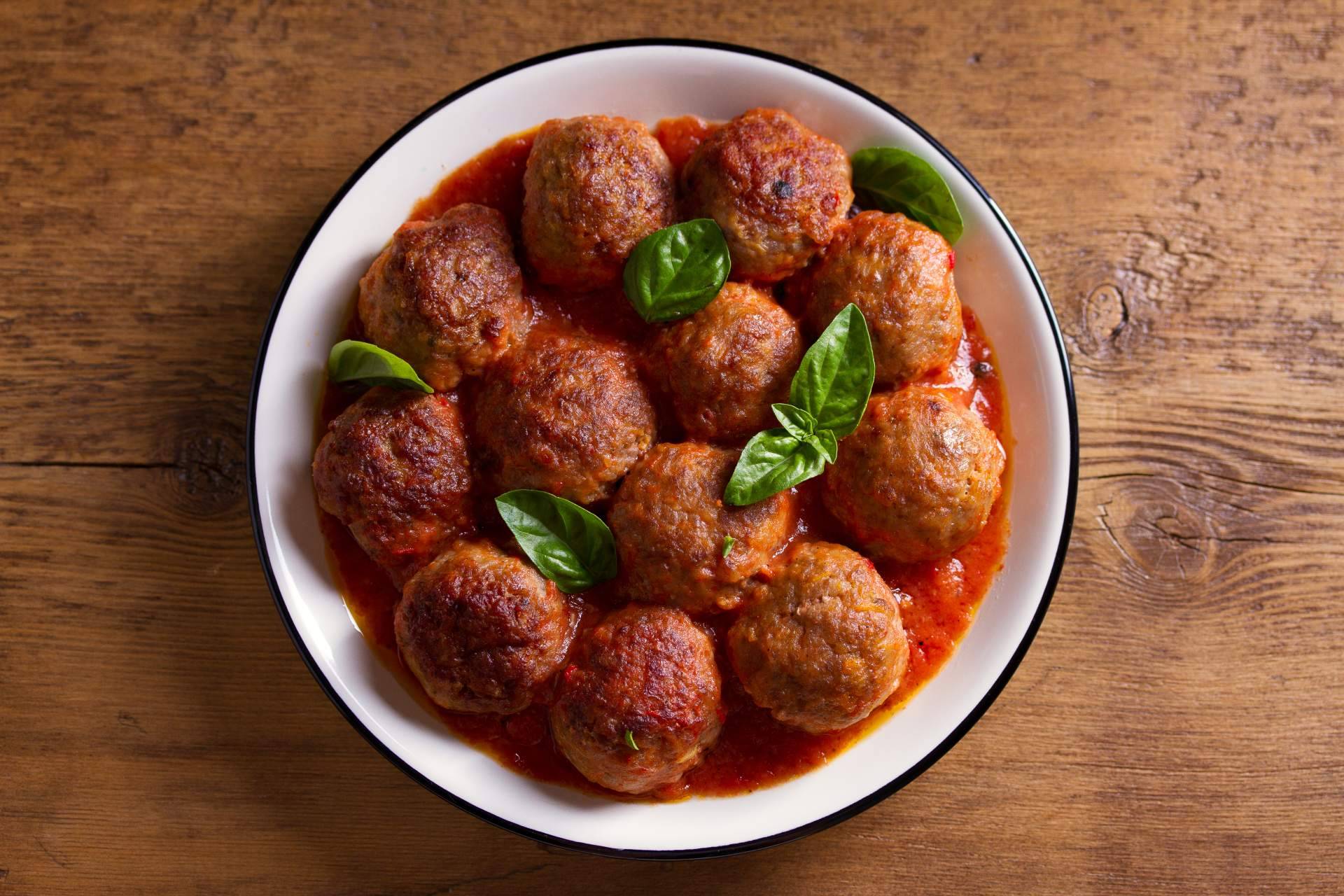 Nuveg ha revolucionado el sabor con estas increíbles albóndigas veganas de la nueva línea de Mediterranean Superfoods