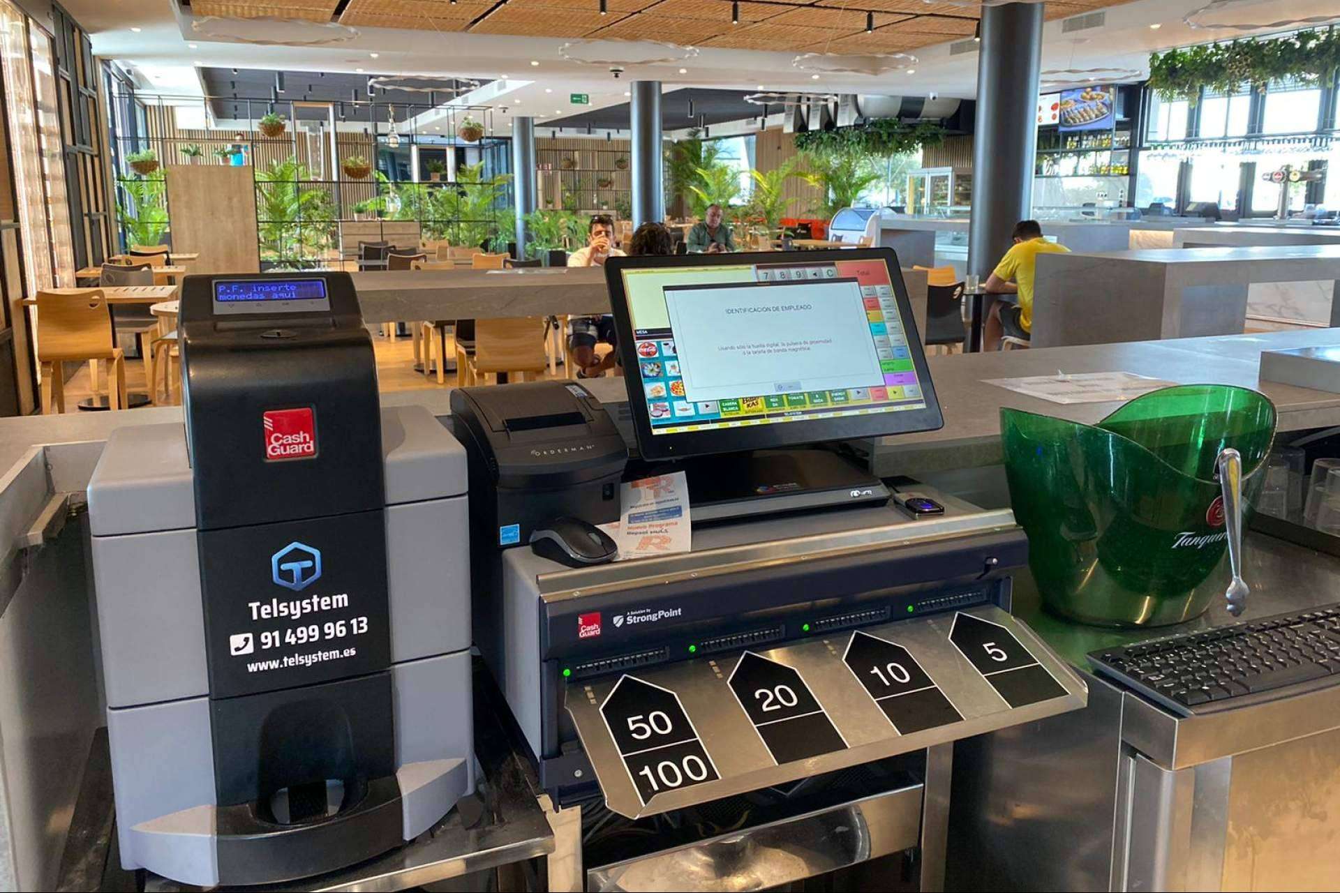 La caja registradora de cobro automático que cobra sola, CashGuard